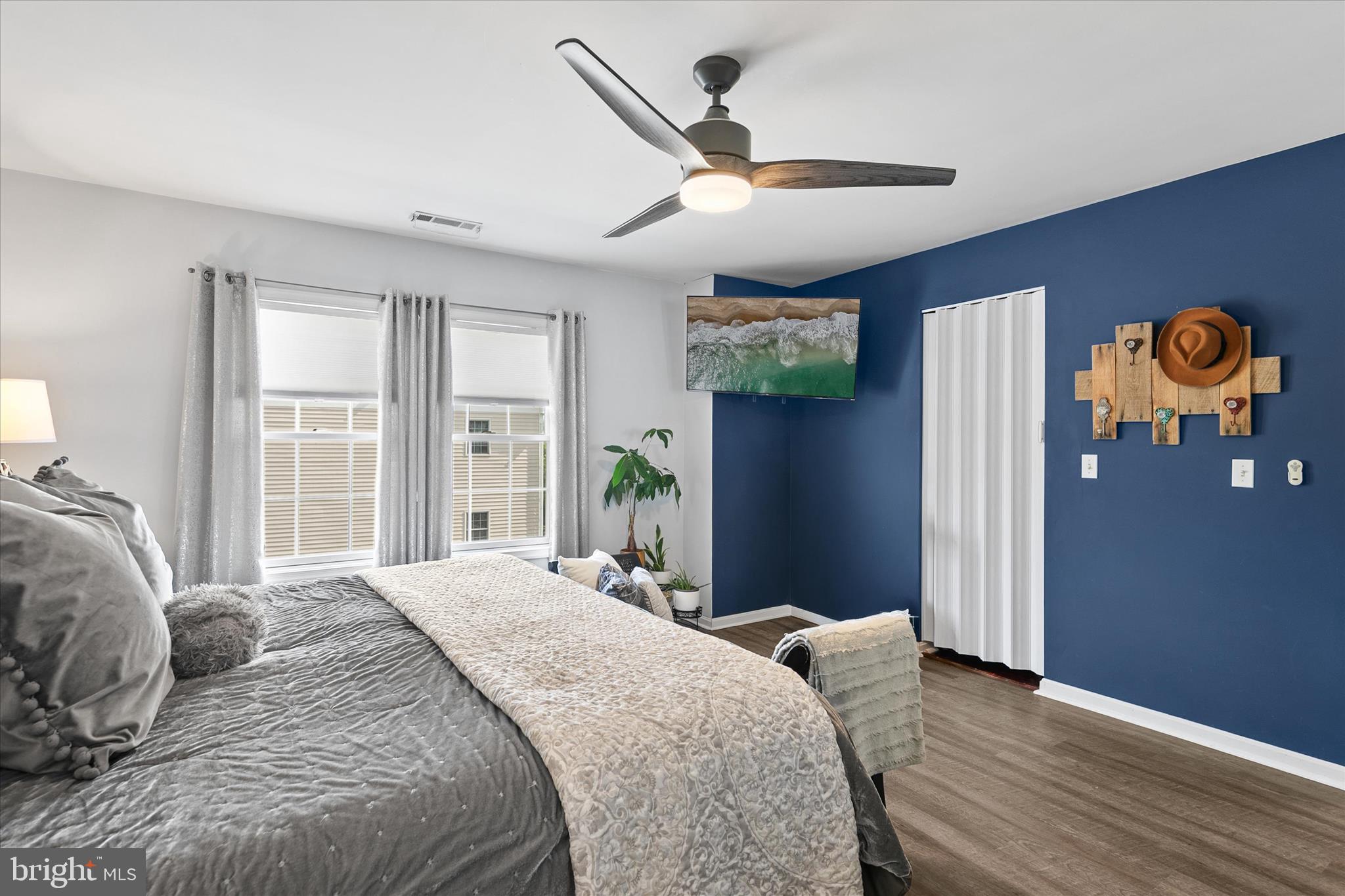 ADMIRALS QUARTERS - Residential