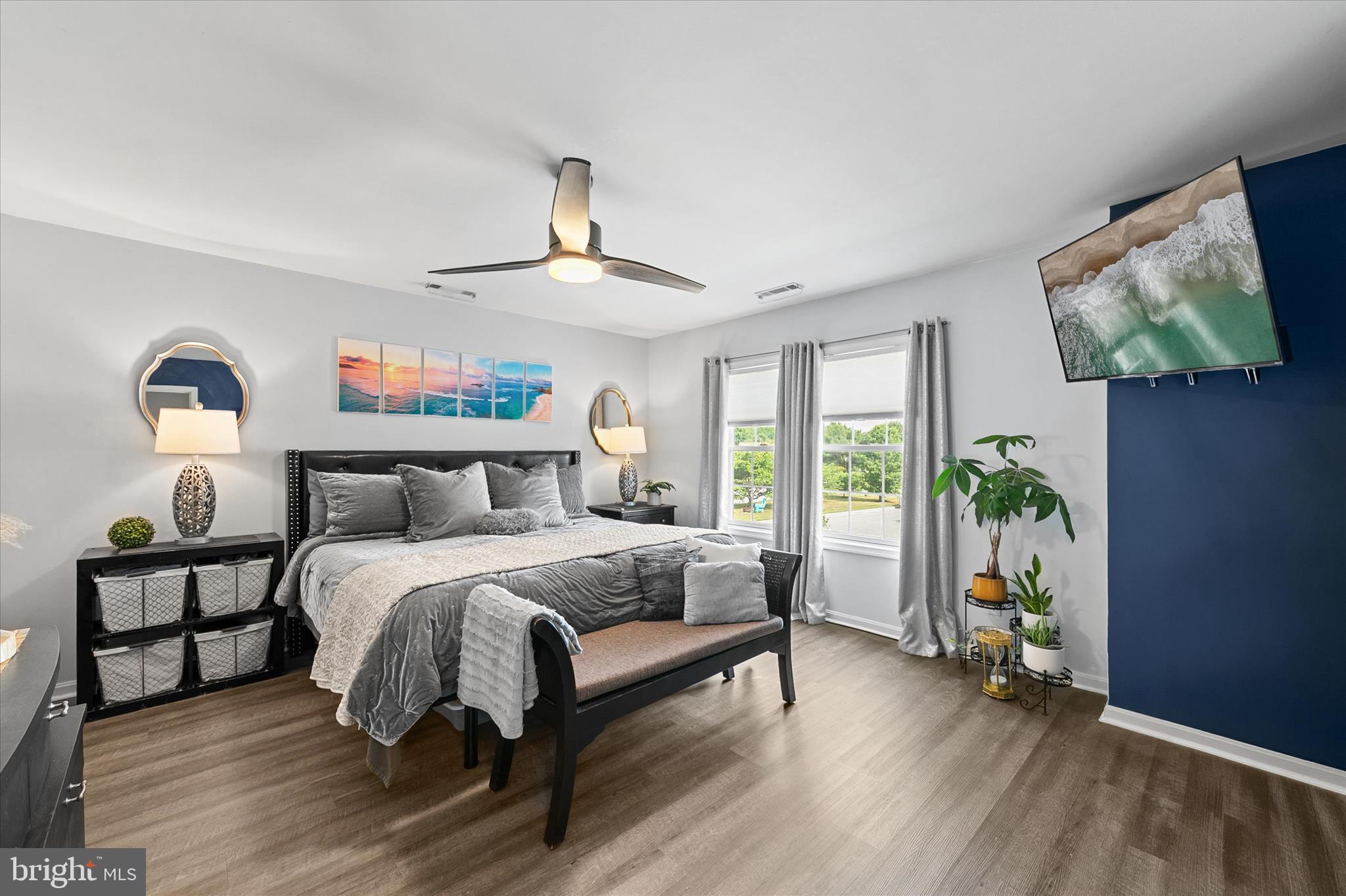 ADMIRALS QUARTERS - Residential