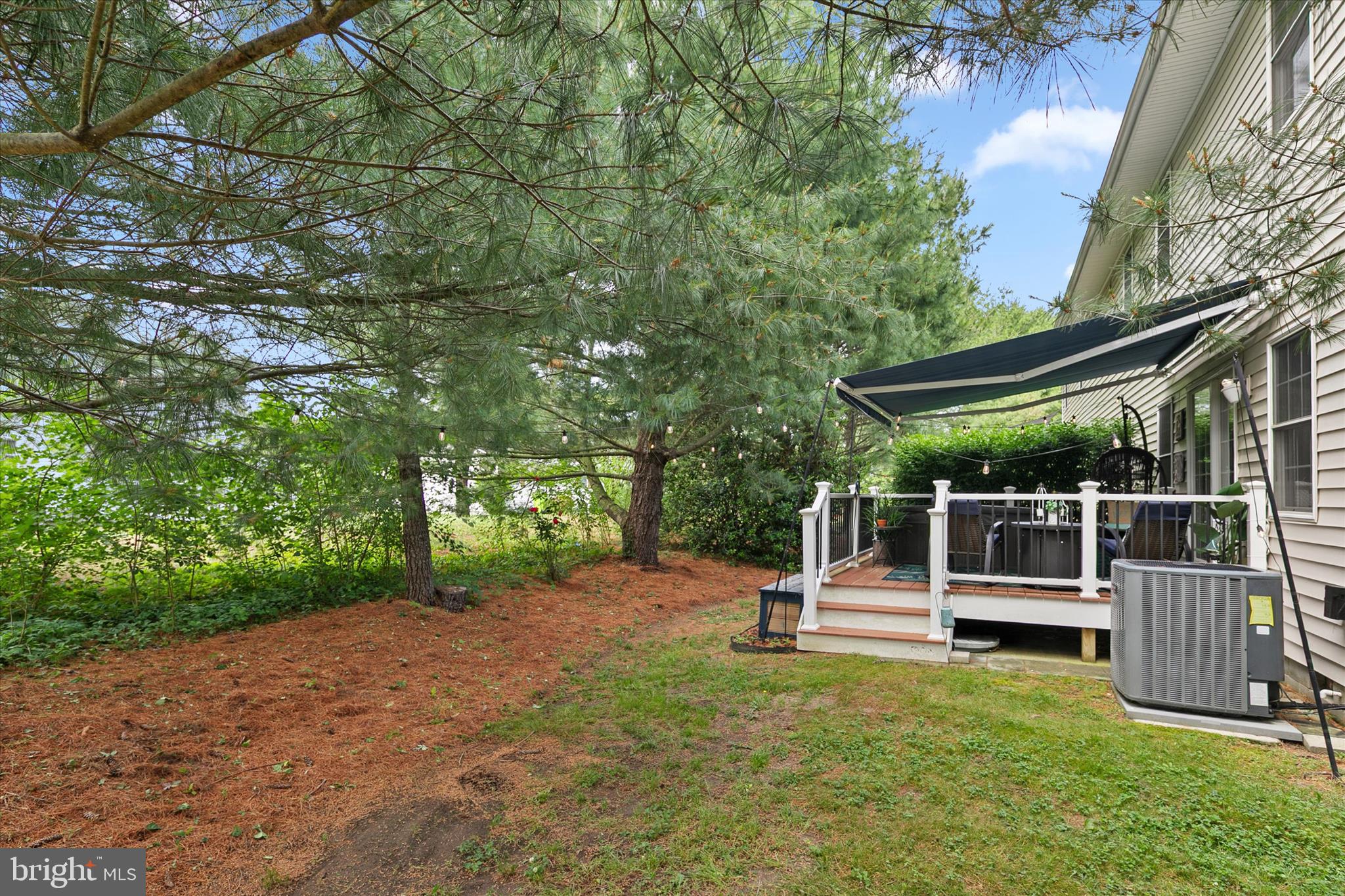ADMIRALS QUARTERS - Residential