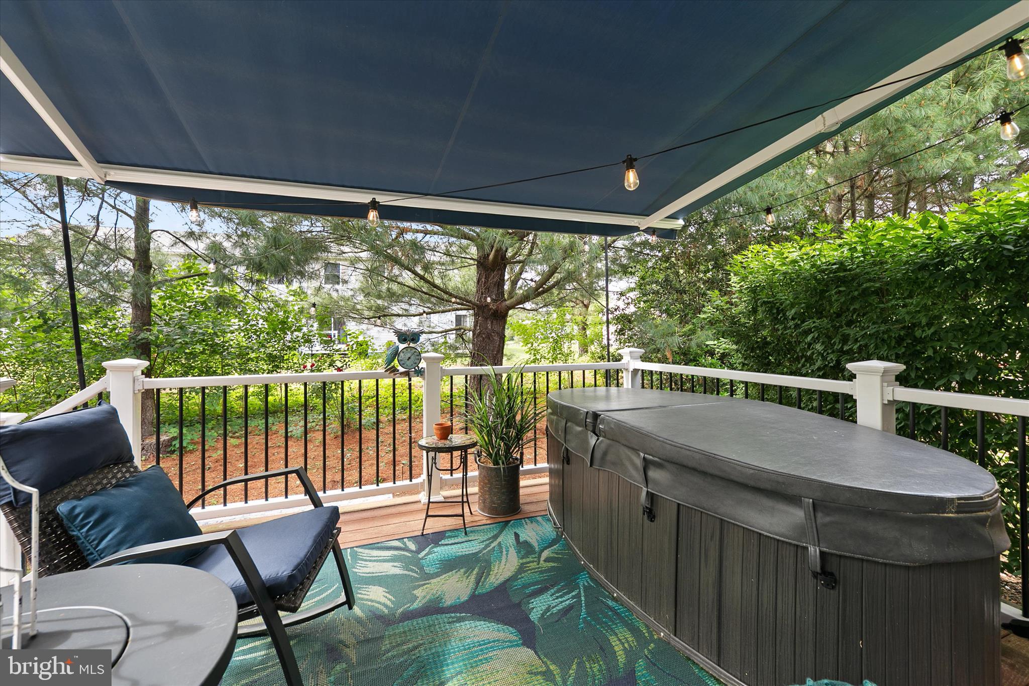 ADMIRALS QUARTERS - Residential
