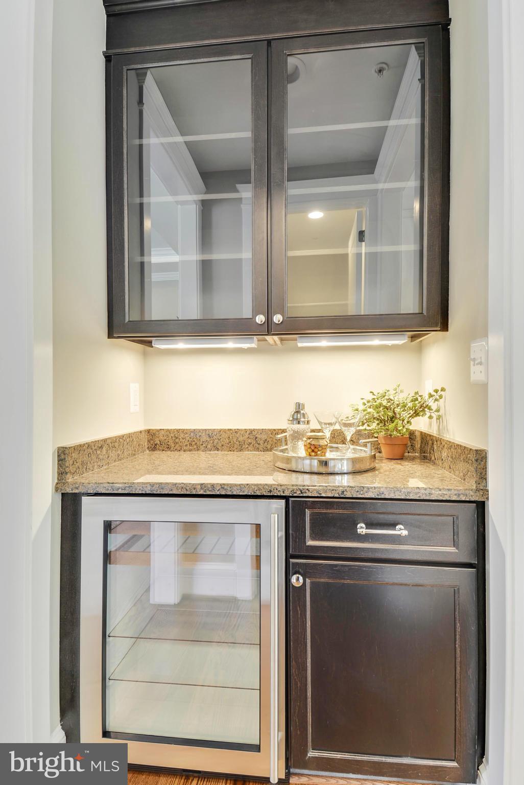 ALTA VISTA GARDENS - Residential