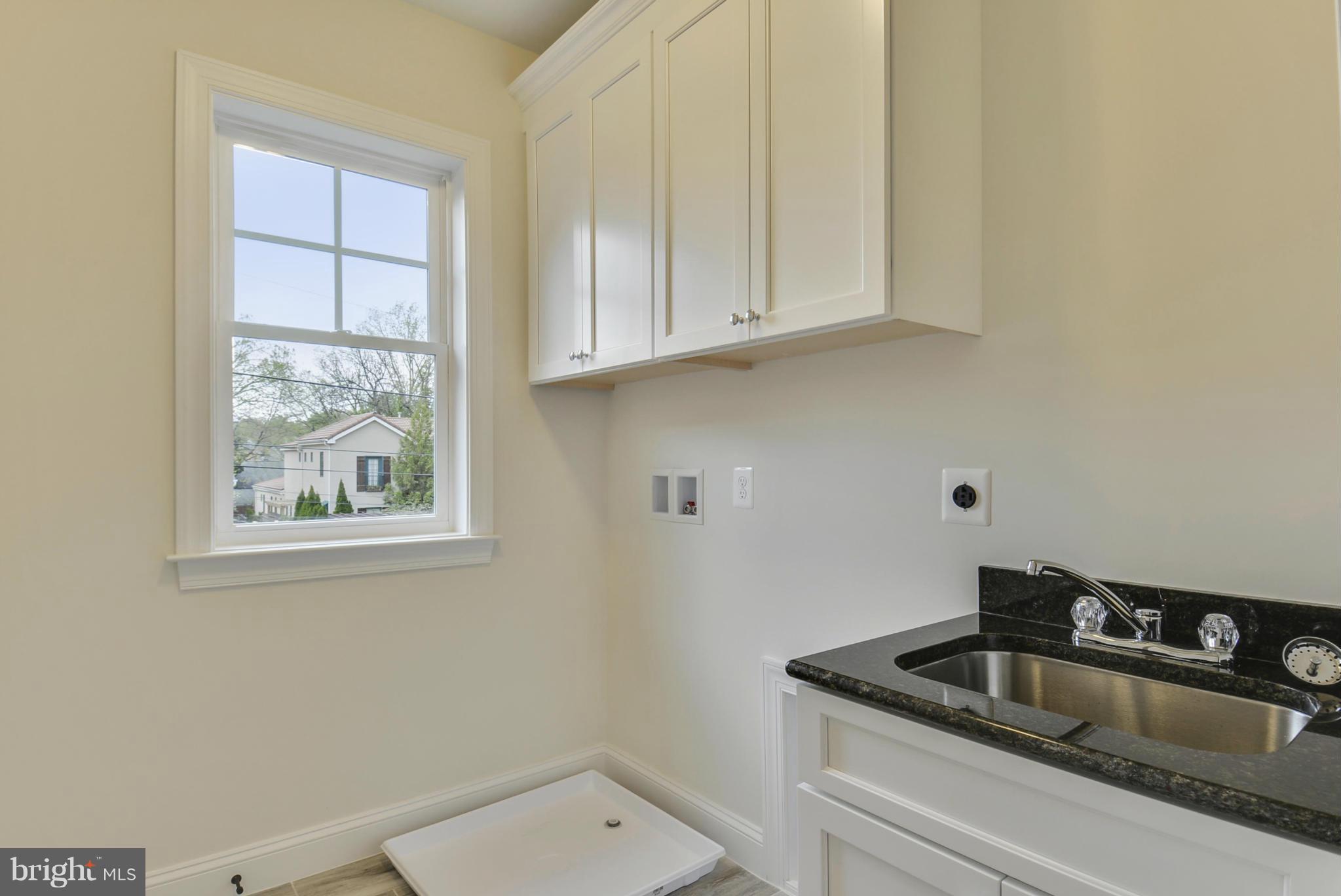 ALTA VISTA GARDENS - Residential