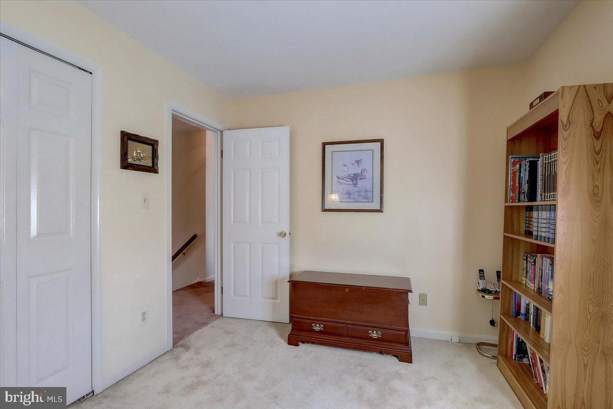 PERRY HALL - Residential