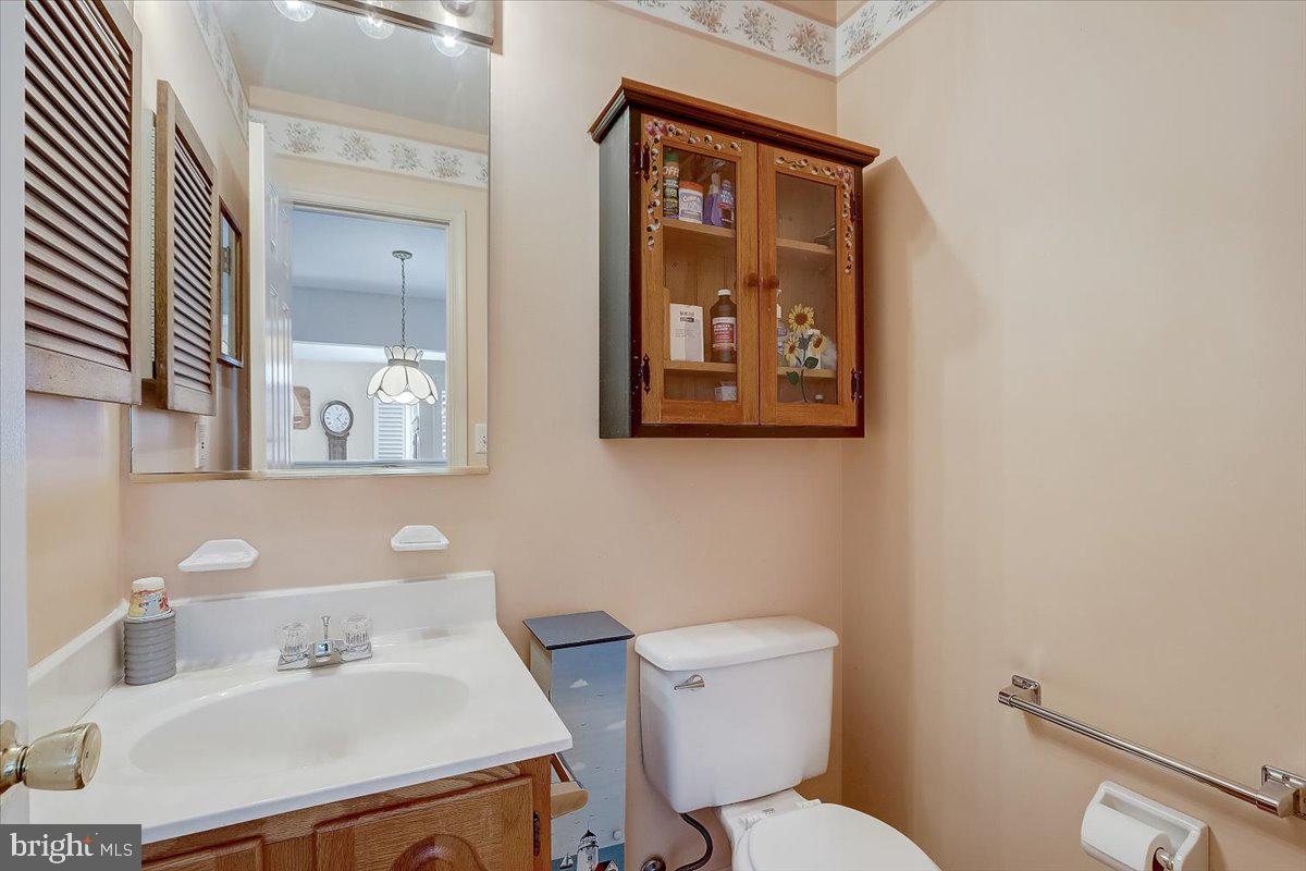 PERRY HALL - Residential