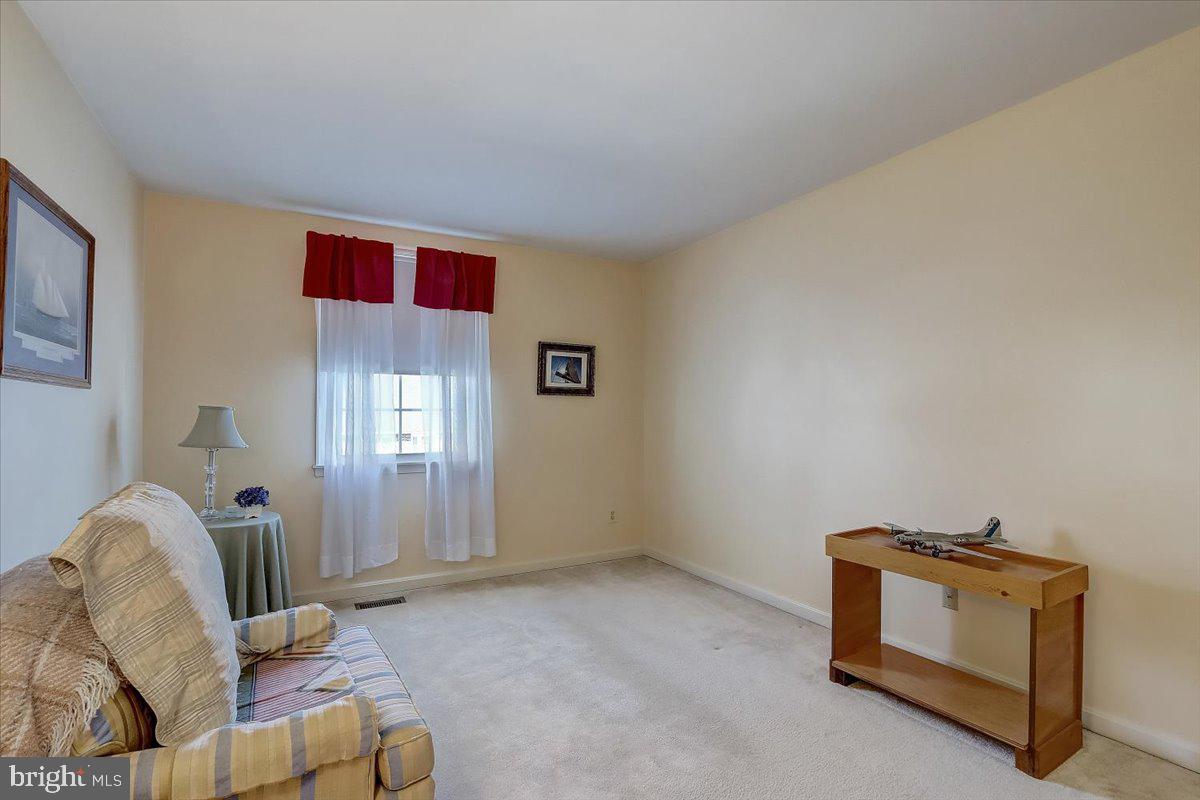 PERRY HALL - Residential