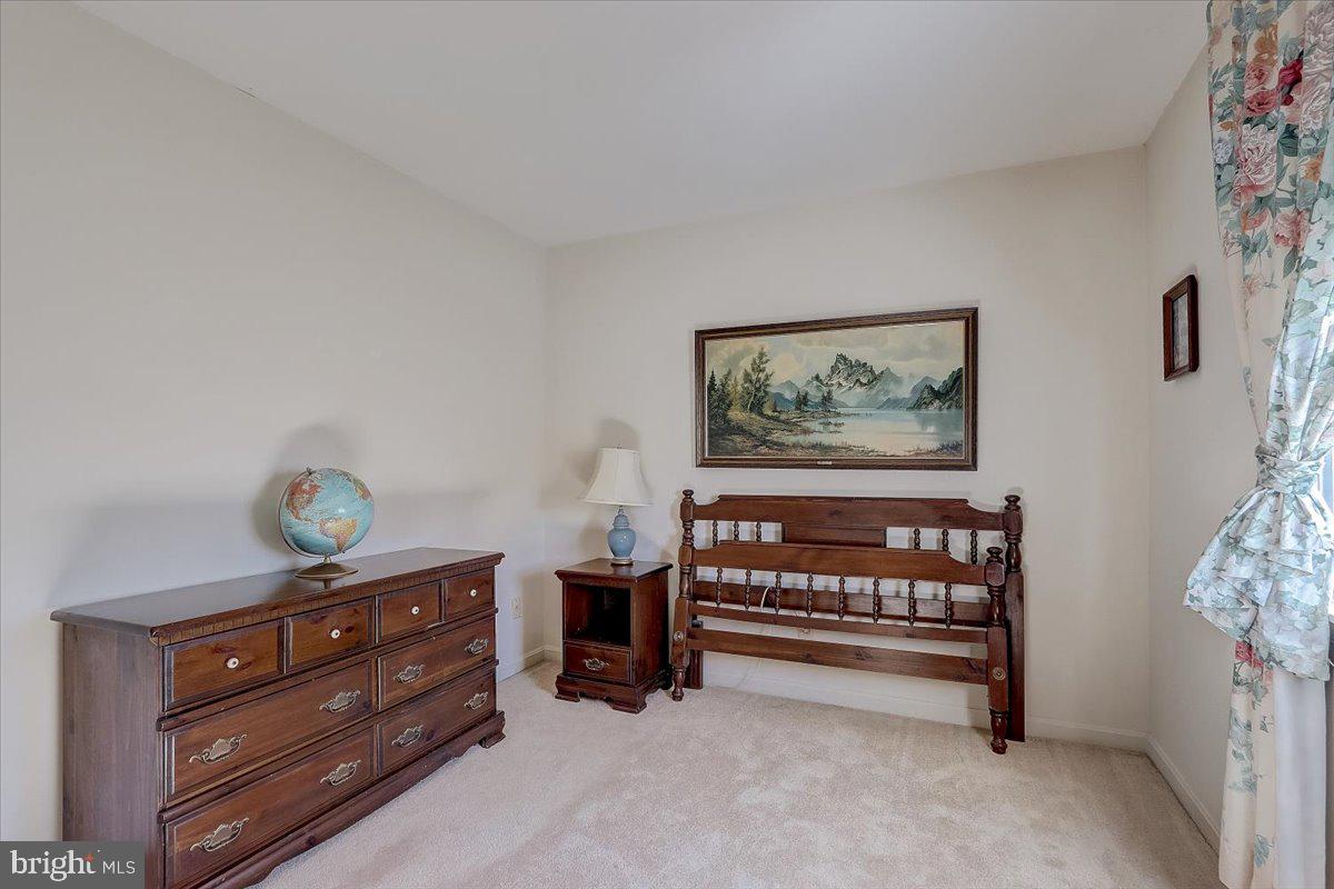 PERRY HALL - Residential