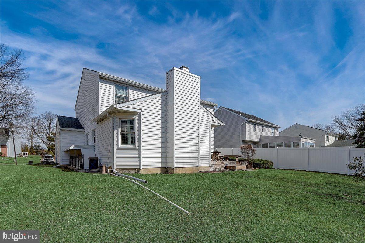 PERRY HALL - Residential