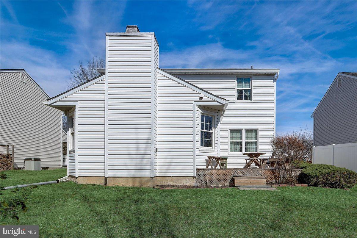 PERRY HALL - Residential