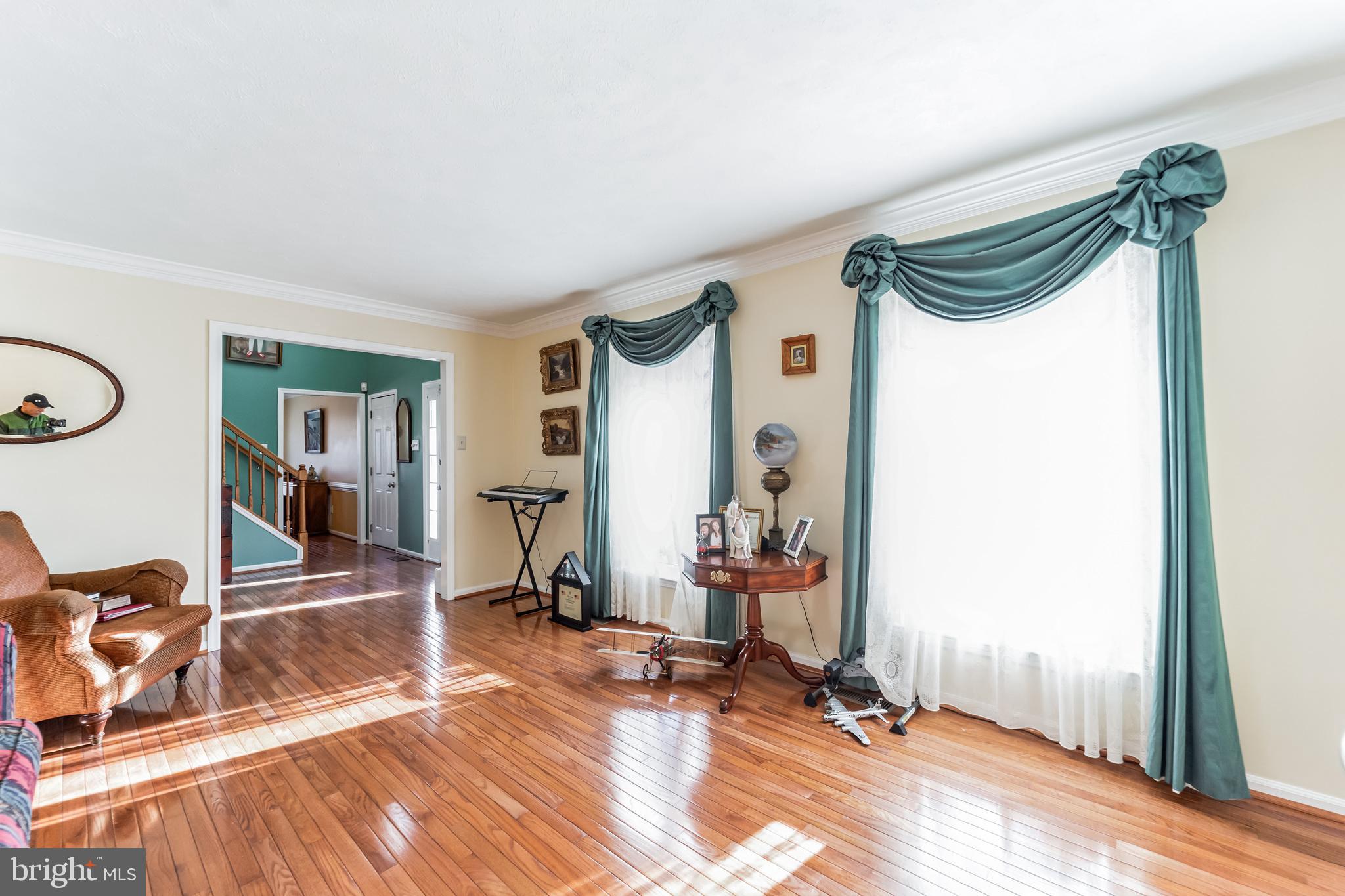 SPRINGFIELD MANOR - Residential