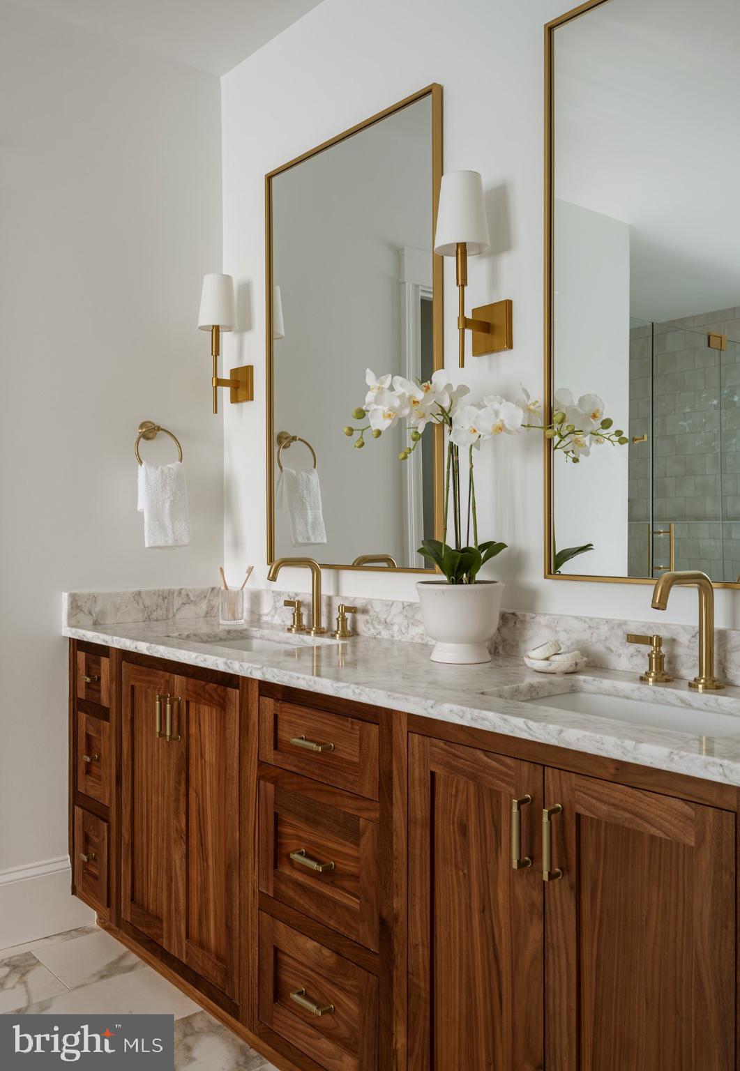 ASHTON HEIGHTS - Residential