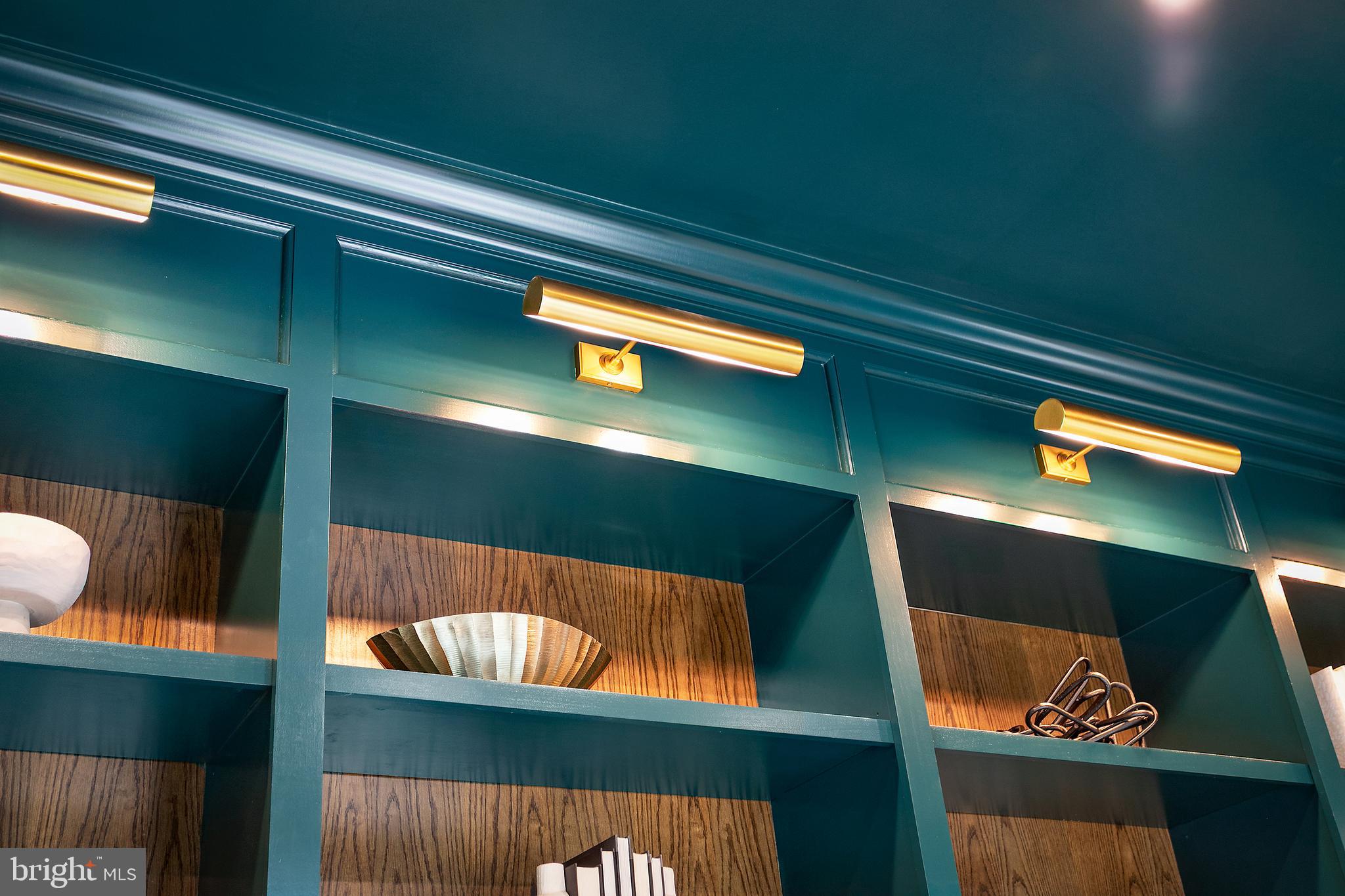 ASHTON HEIGHTS - Residential