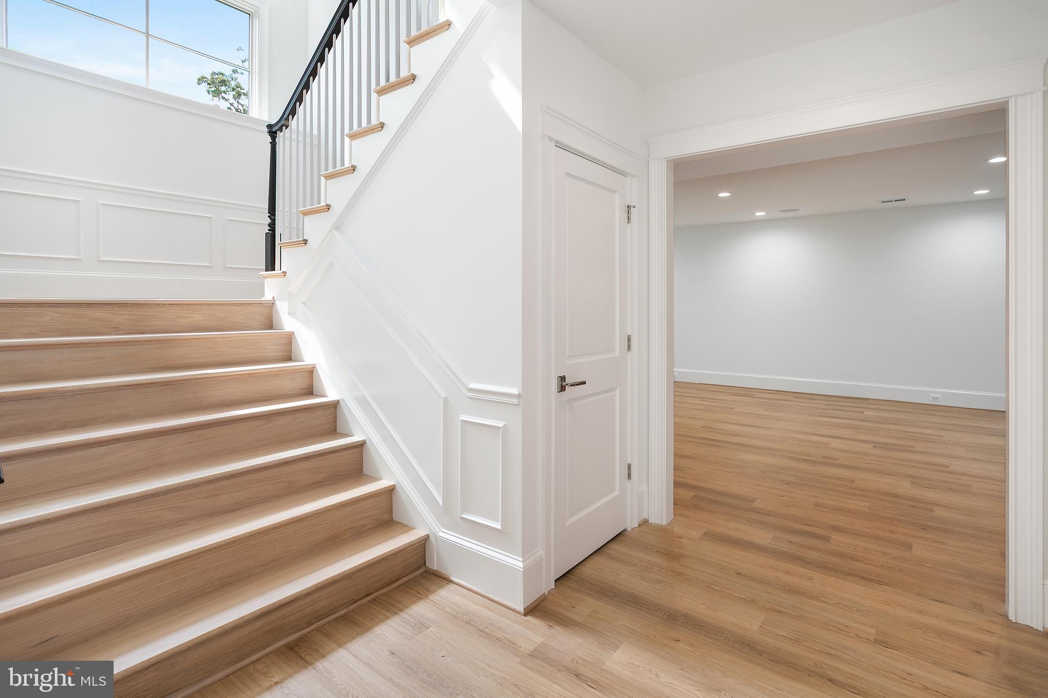 ASHTON HEIGHTS - Residential