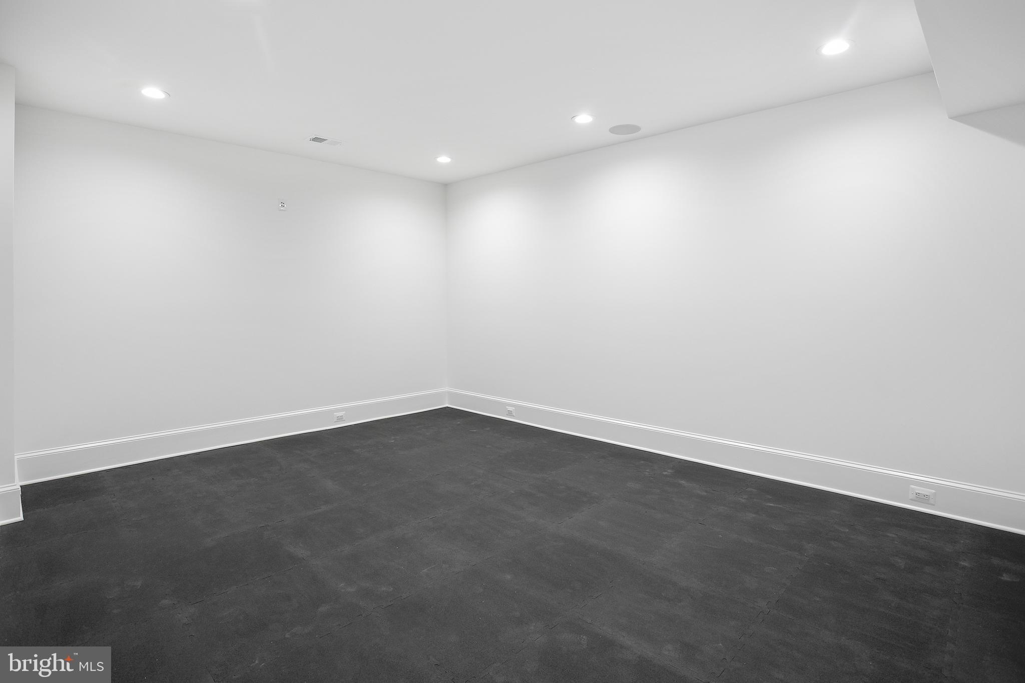 ASHTON HEIGHTS - Residential