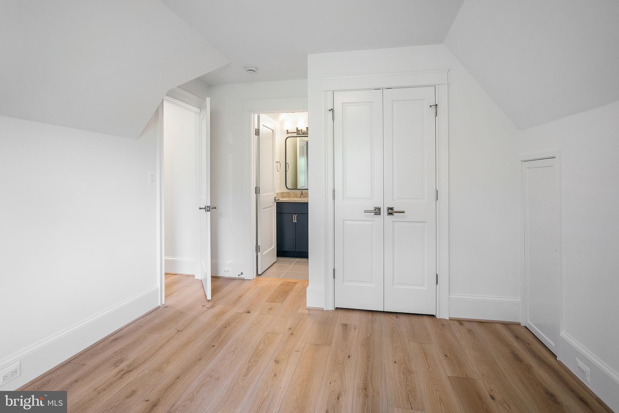 ASHTON HEIGHTS - Residential