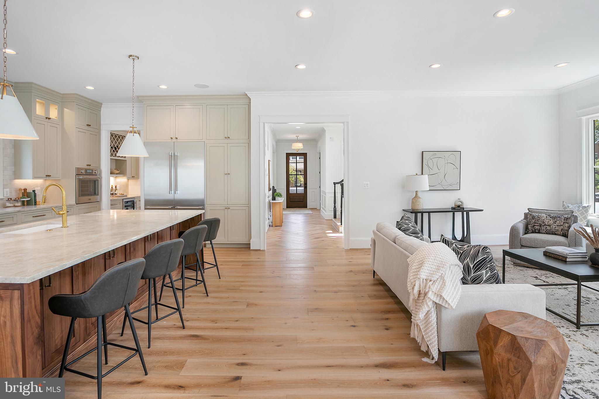 ASHTON HEIGHTS - Residential