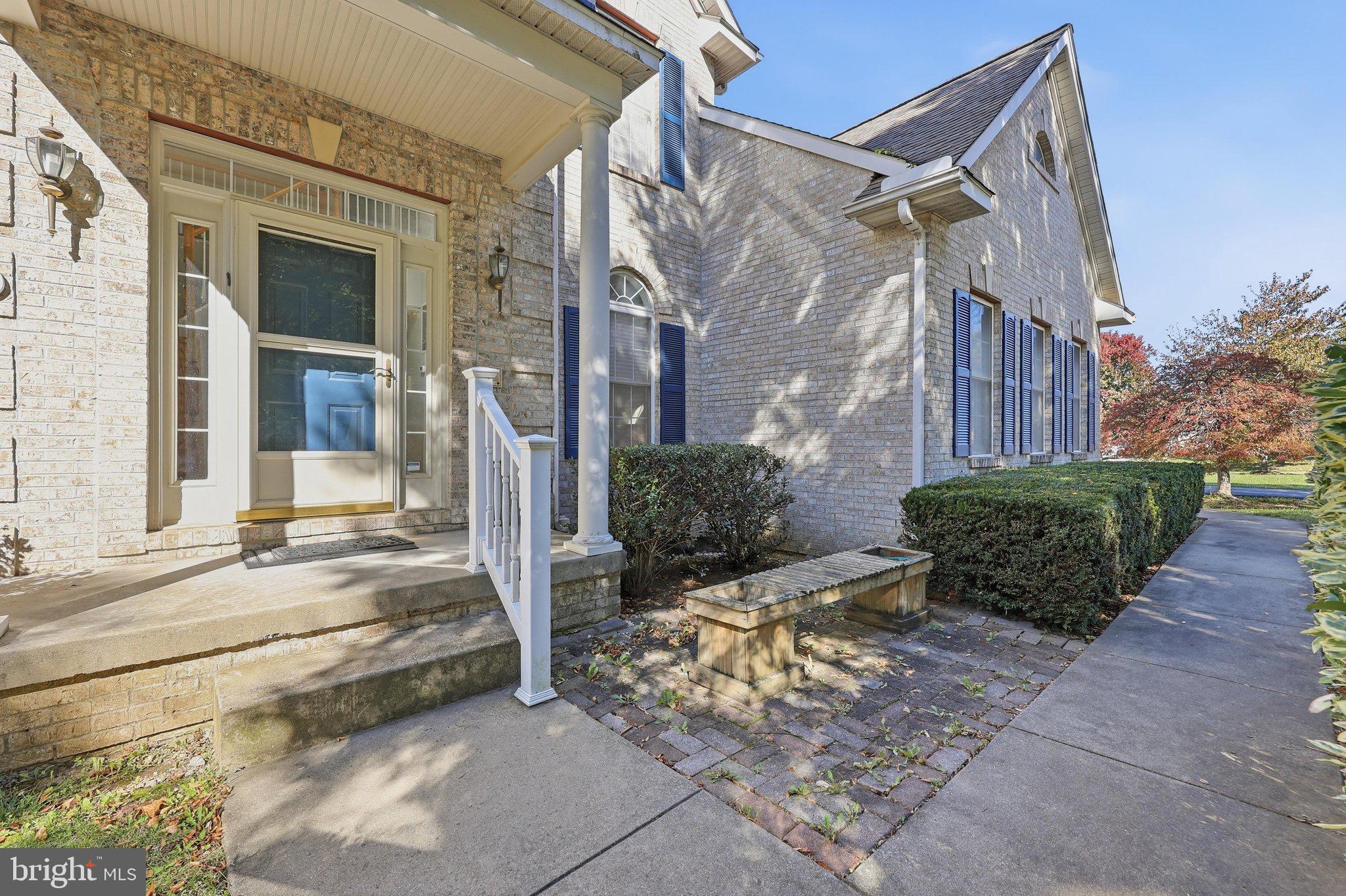 200 WHITE FERRY COURT