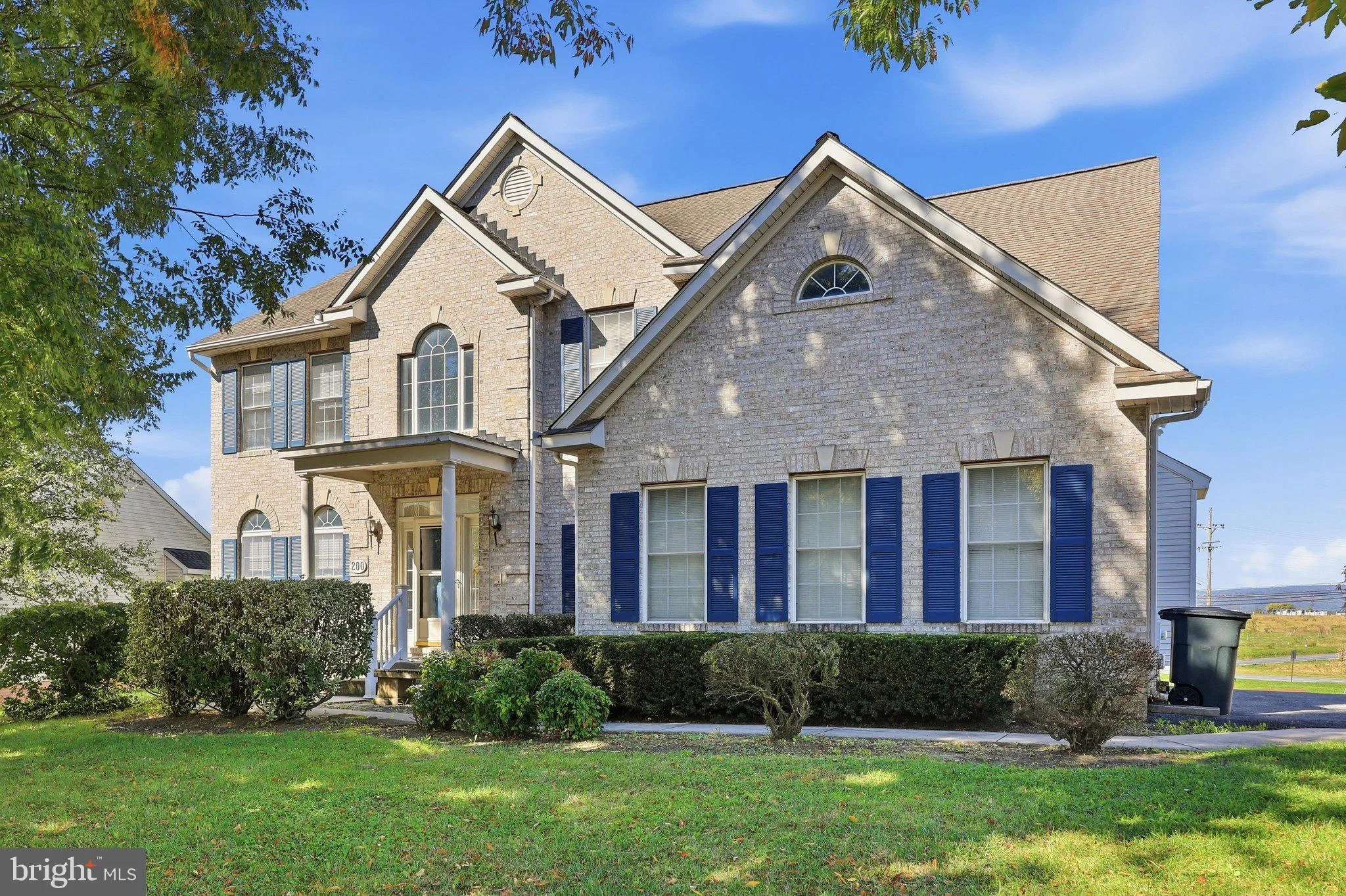 200 White Ferry Court