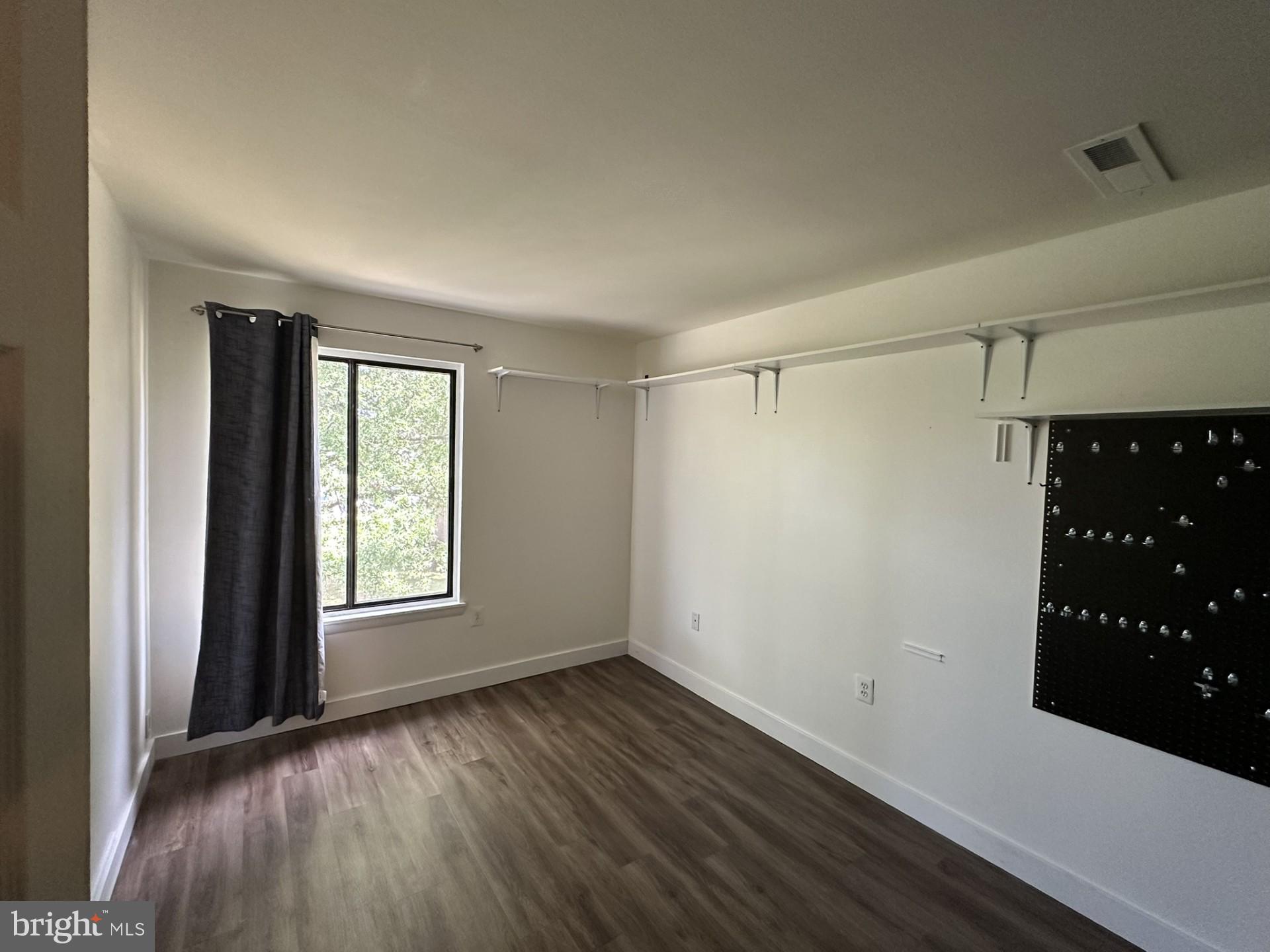 FAIRFIELD COMMONS - Residential Lease