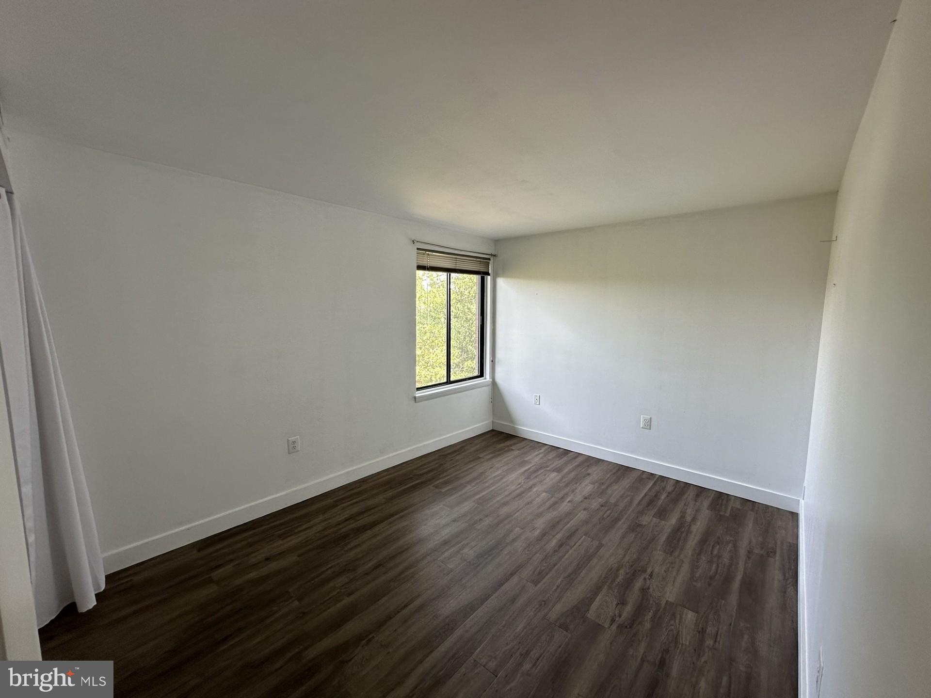 FAIRFIELD COMMONS - Residential Lease