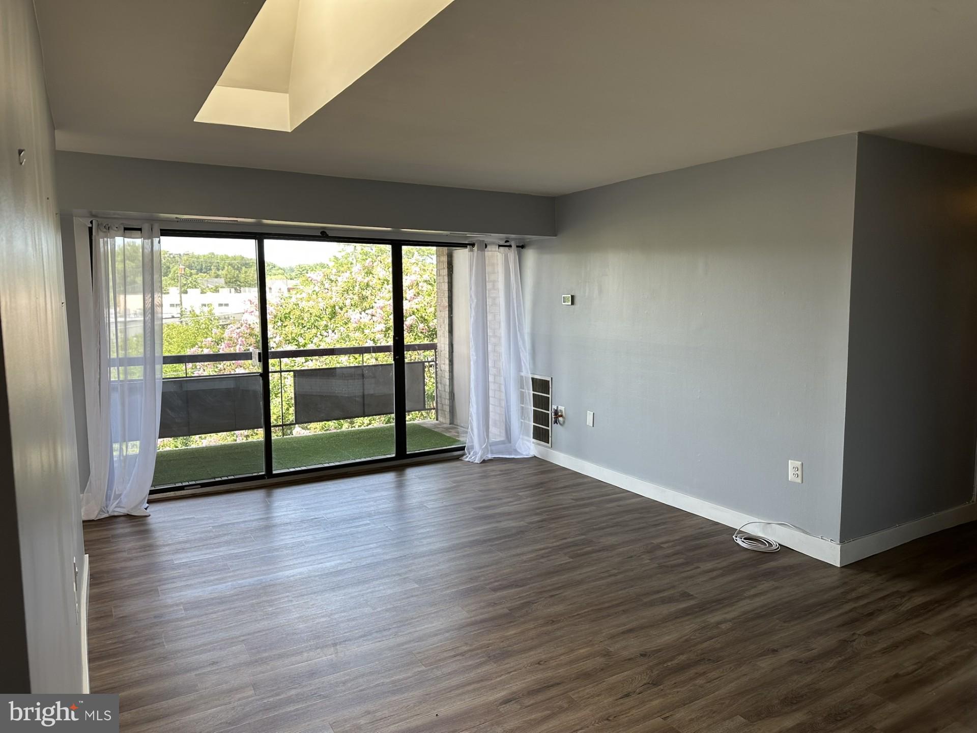 FAIRFIELD COMMONS - Residential Lease