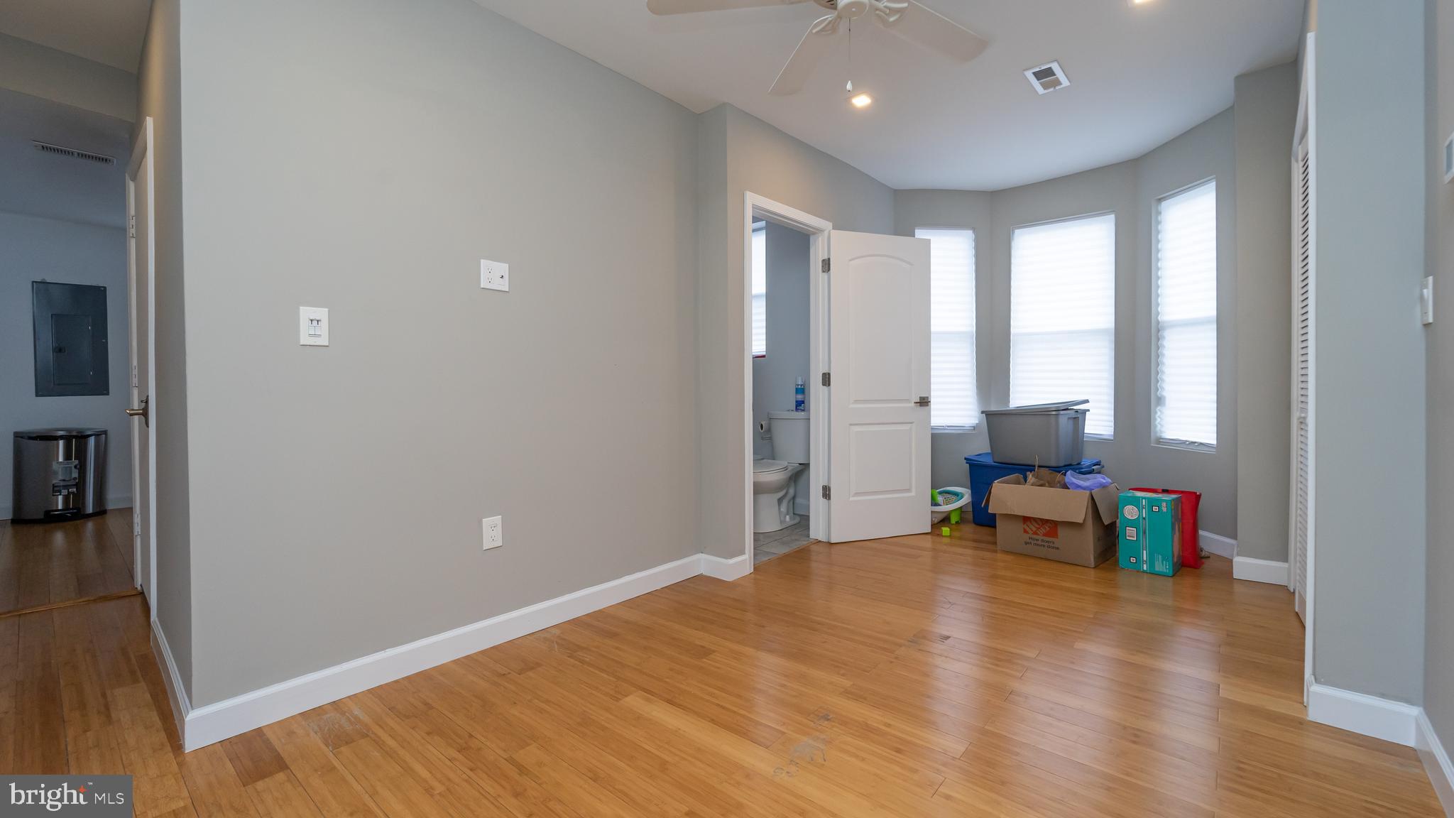 WASHINGTON VILLAGE - Commercial Sale