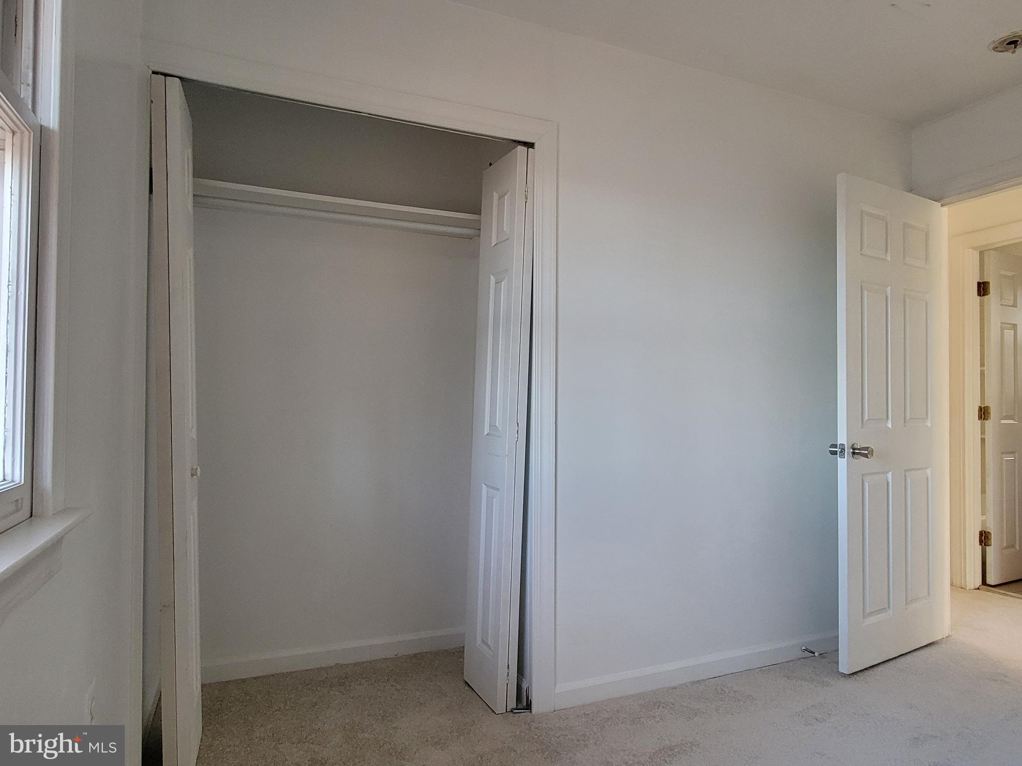 LAKE LAND OR - Residential