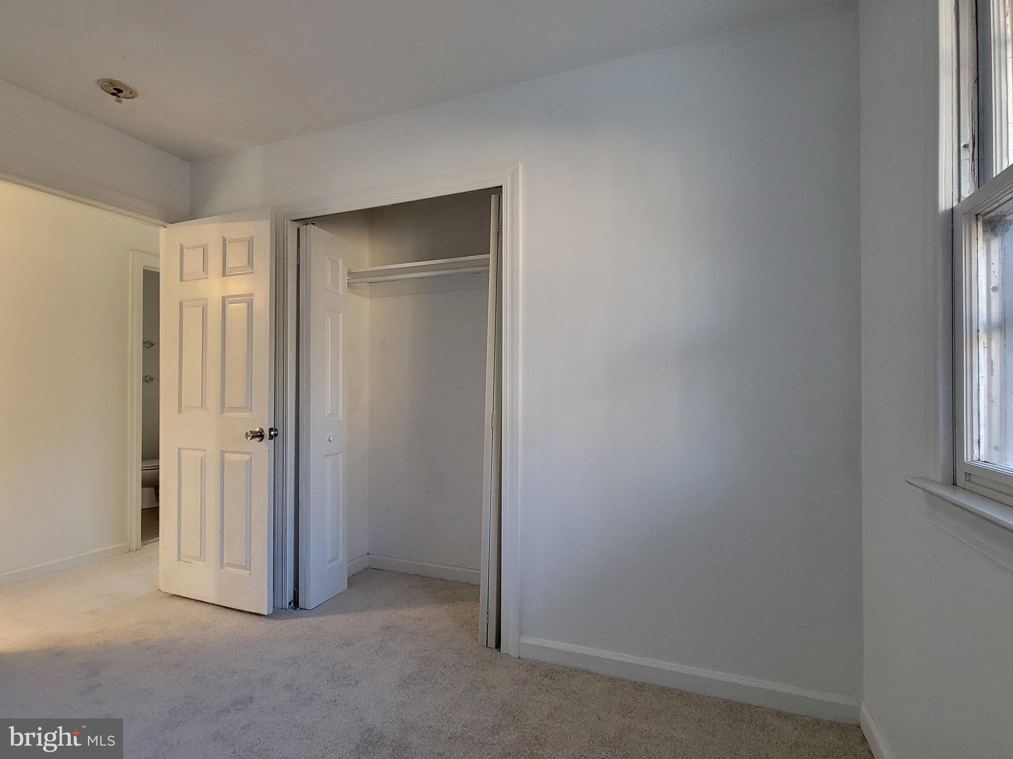 LAKE LAND OR - Residential