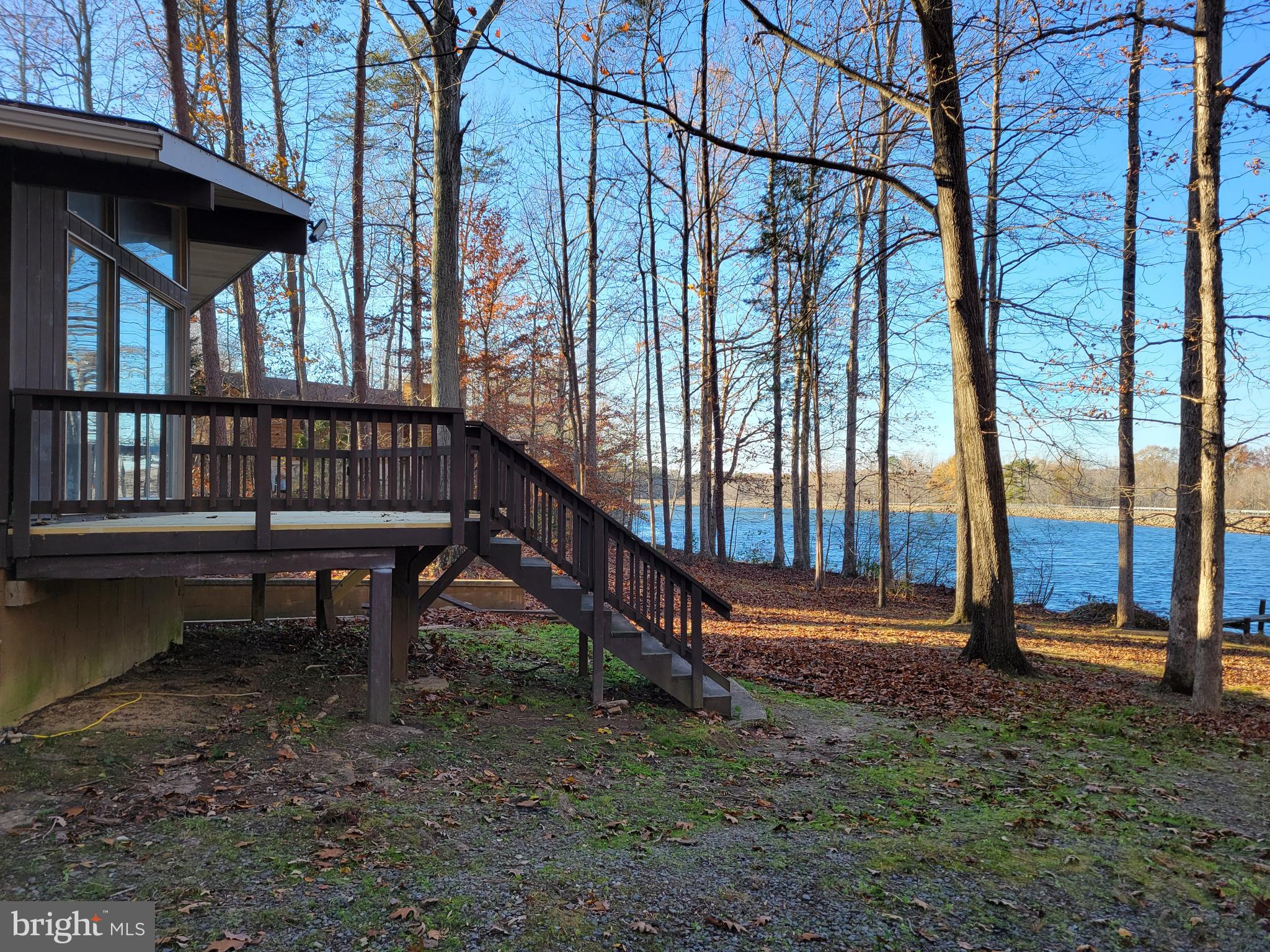 LAKE LAND OR - Residential