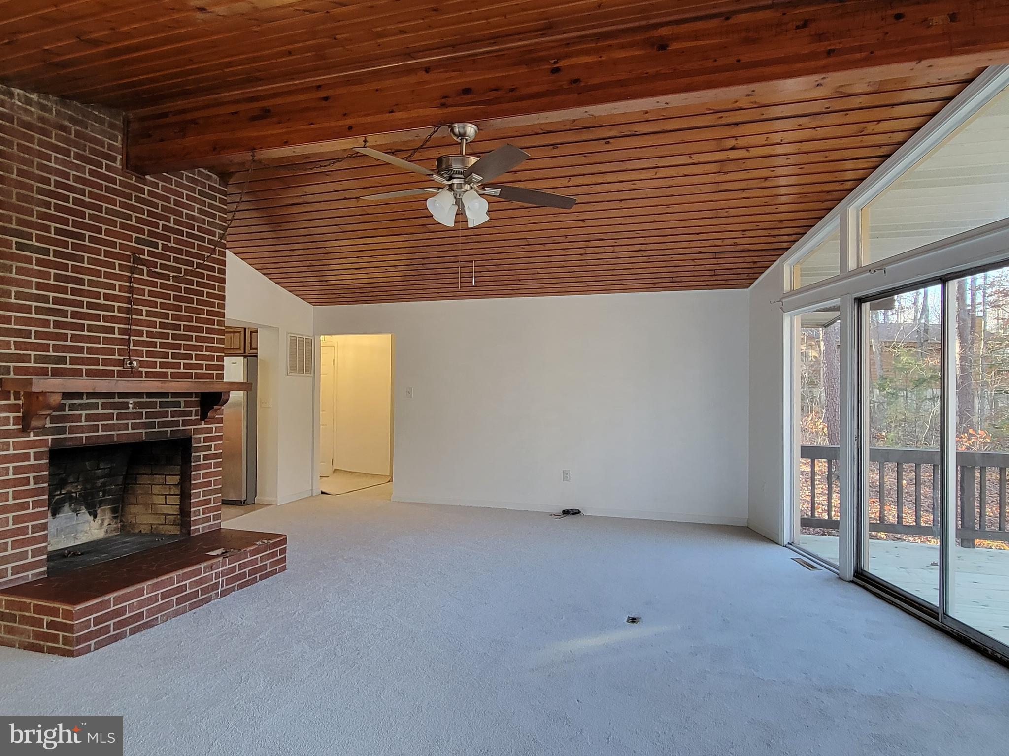 LAKE LAND OR - Residential