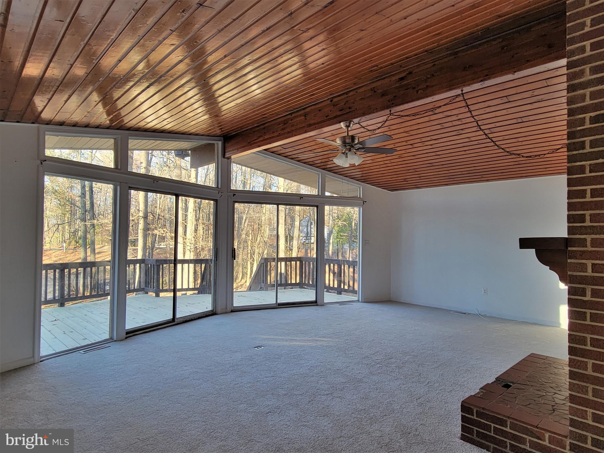 LAKE LAND OR - Residential