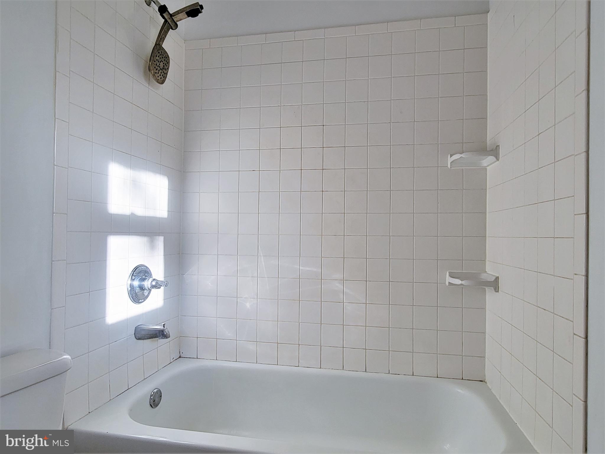 LAKE LAND OR - Residential