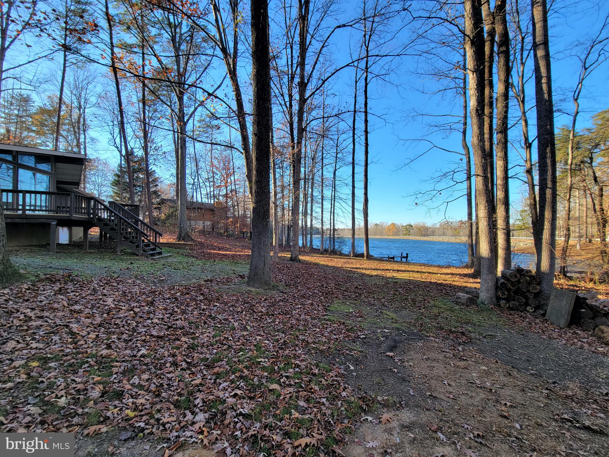 LAKE LAND OR - Residential