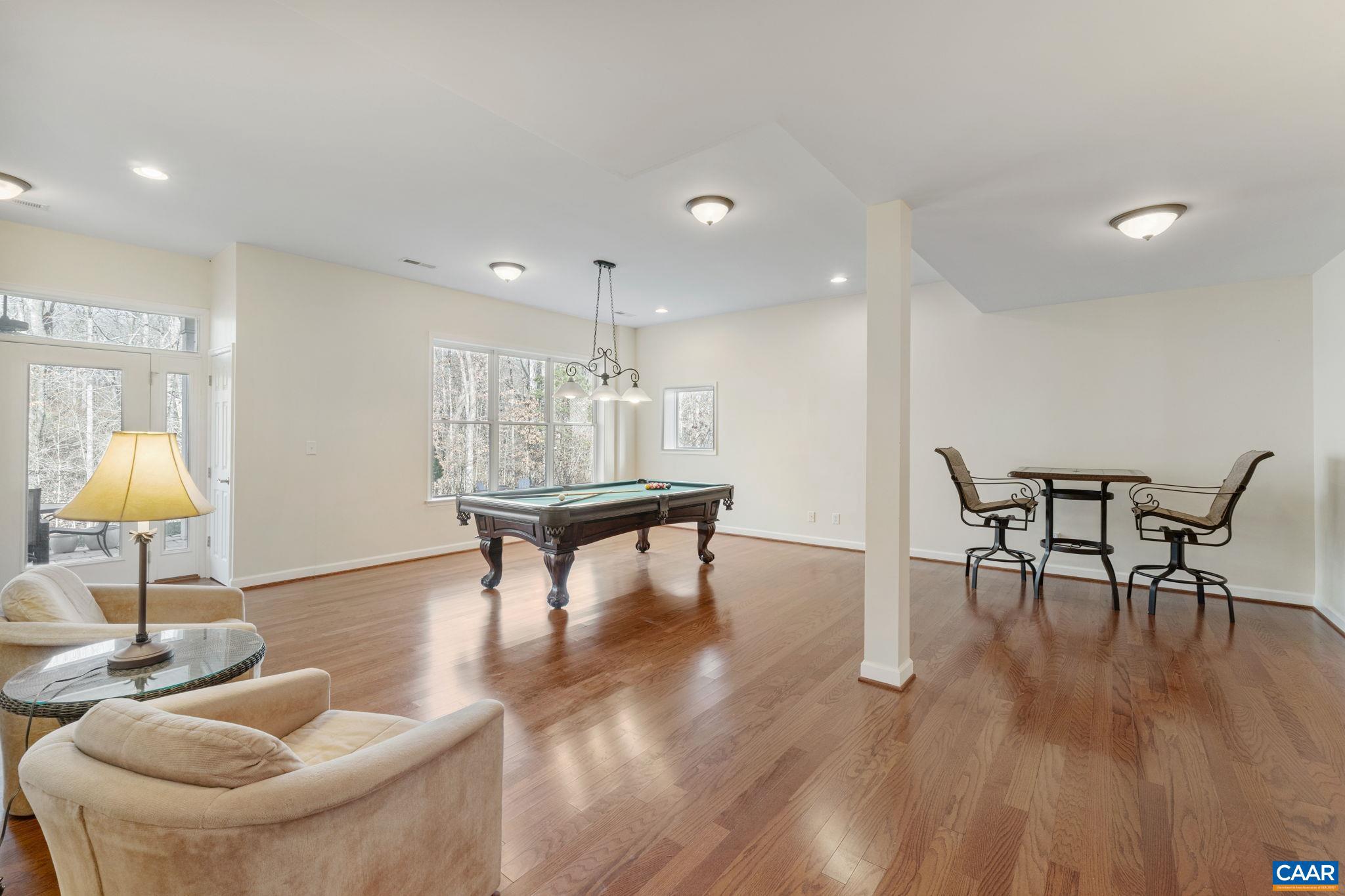 SPRING CREEK - Residential