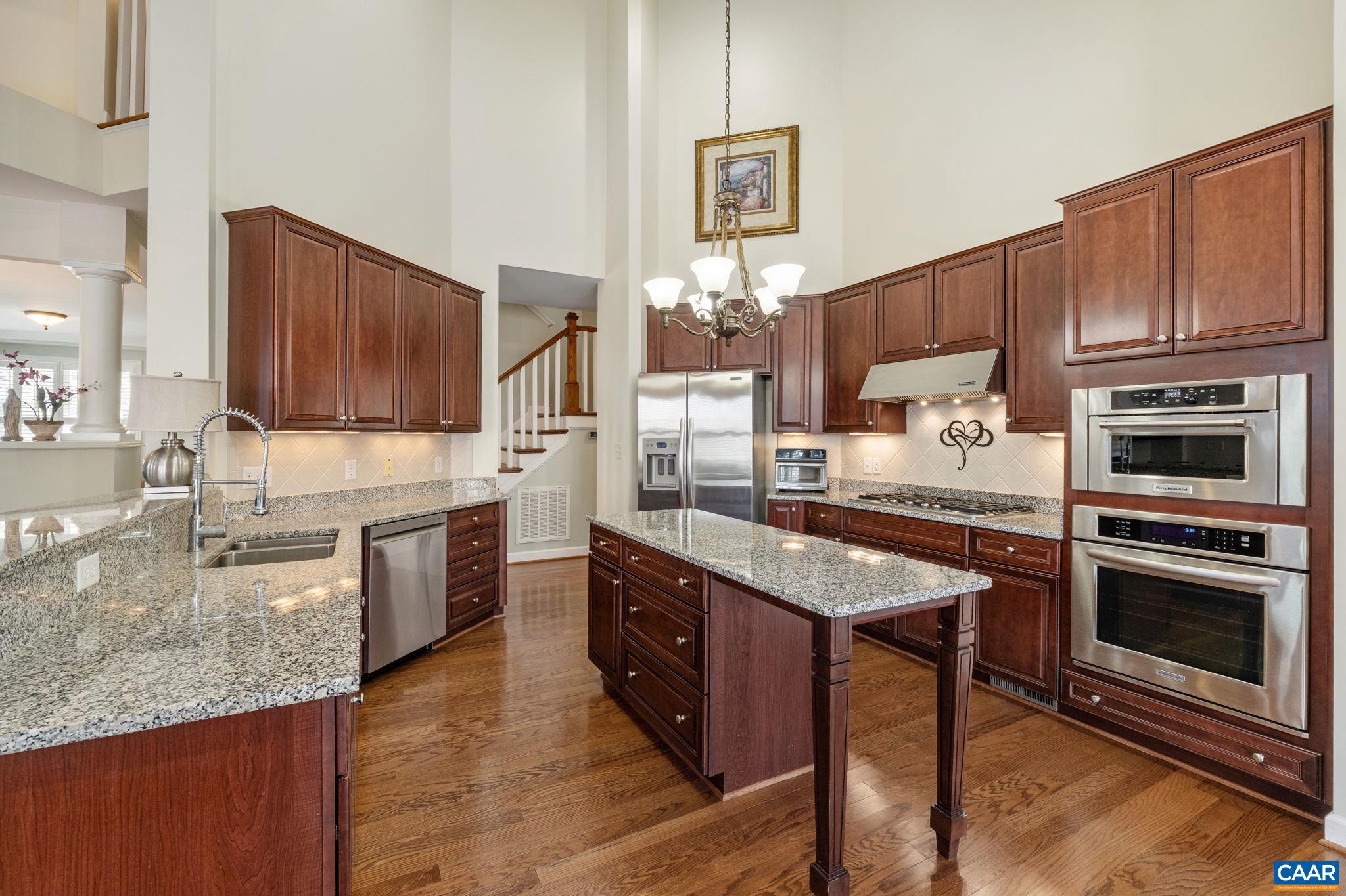 SPRING CREEK - Residential