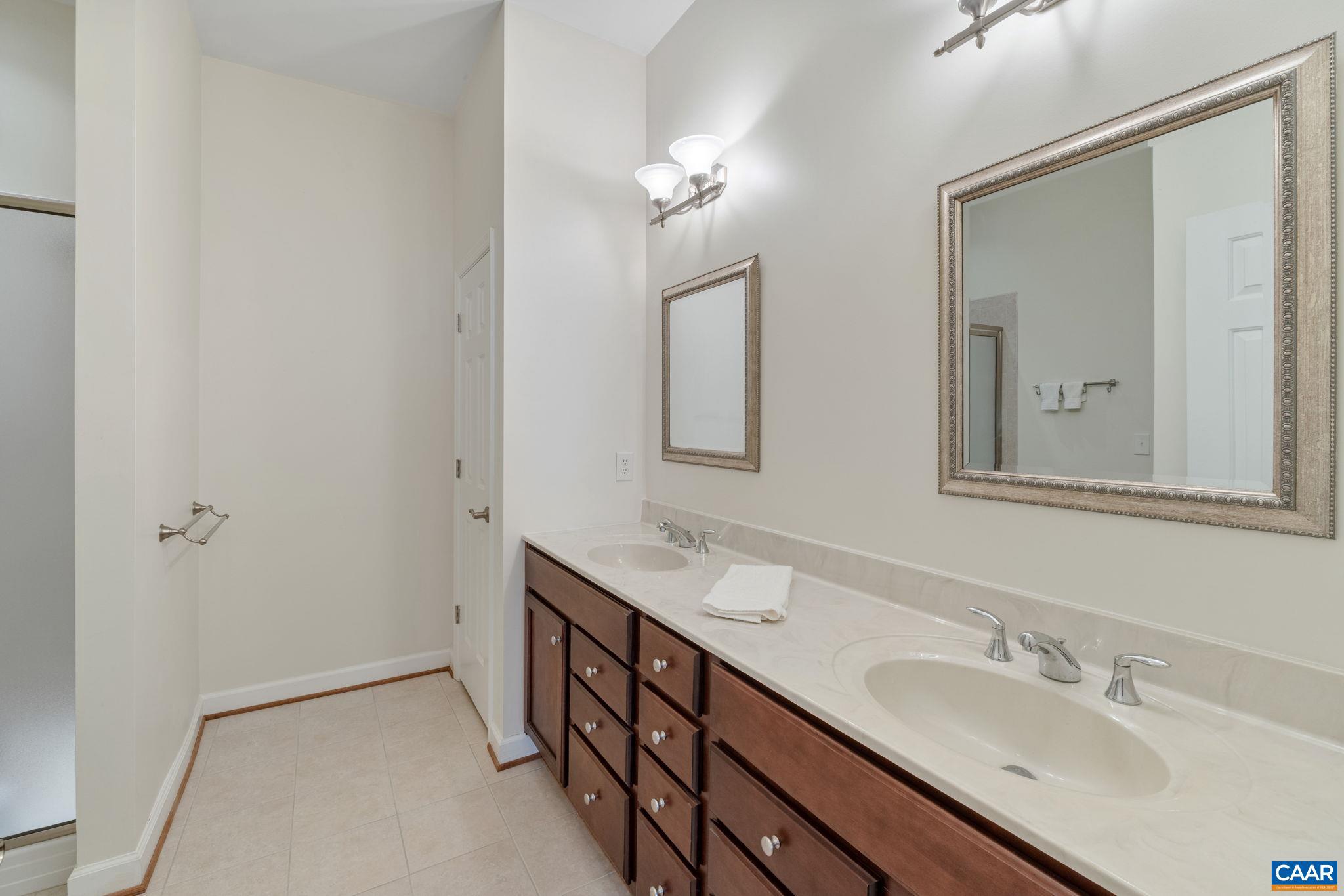 SPRING CREEK - Residential