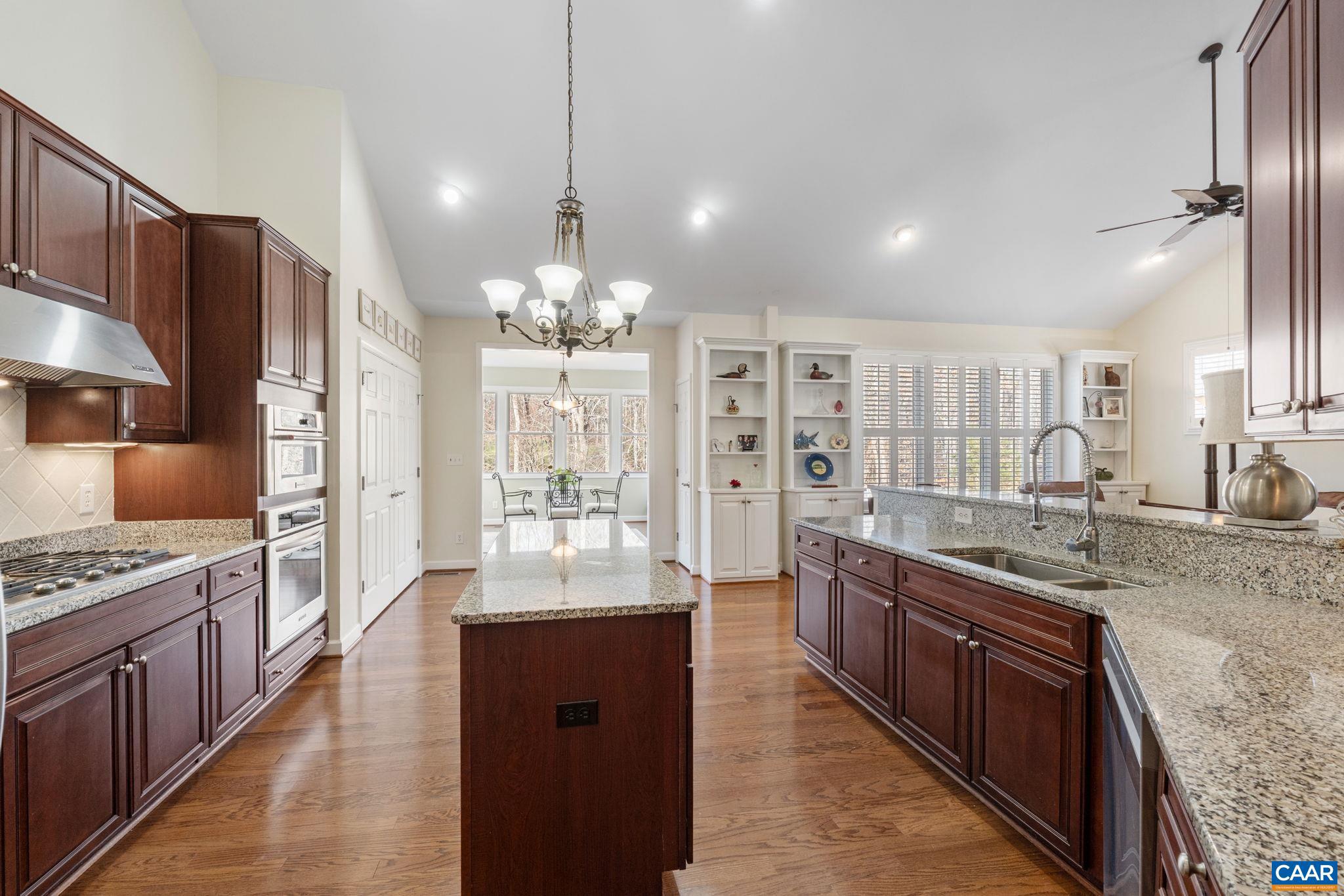 SPRING CREEK - Residential