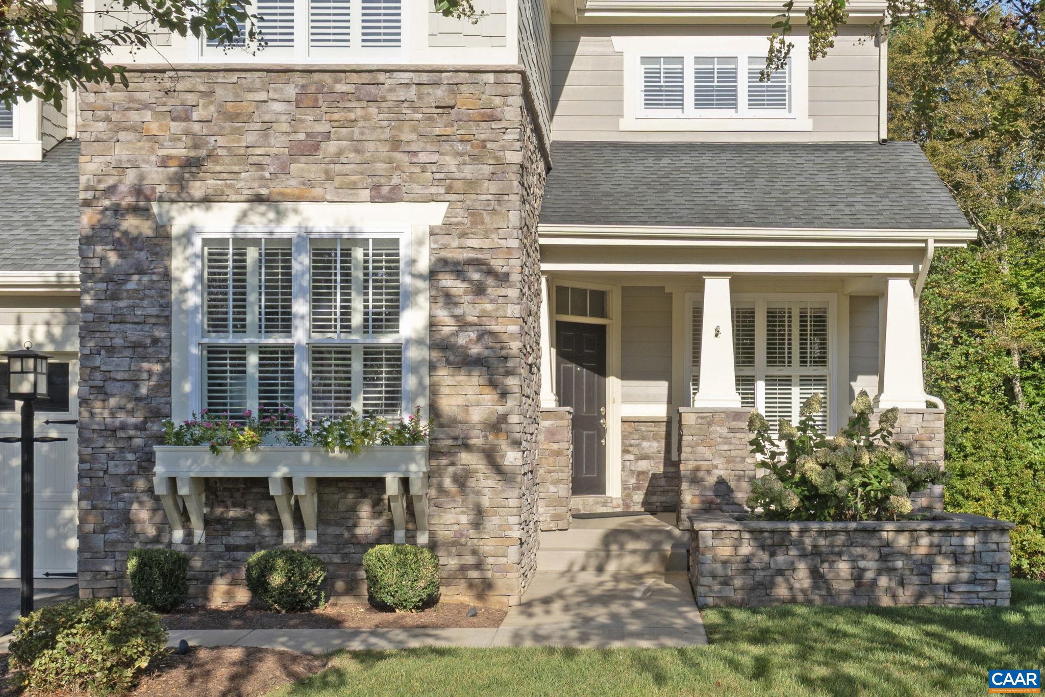 SPRING CREEK - Residential