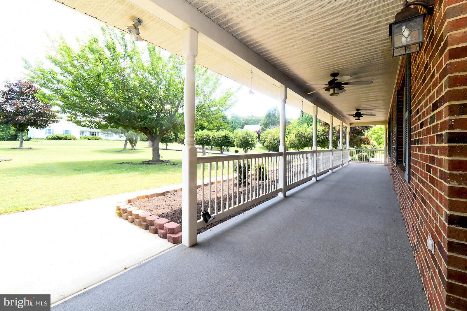 WILLIAMS WHARF PLANTATION - Residential