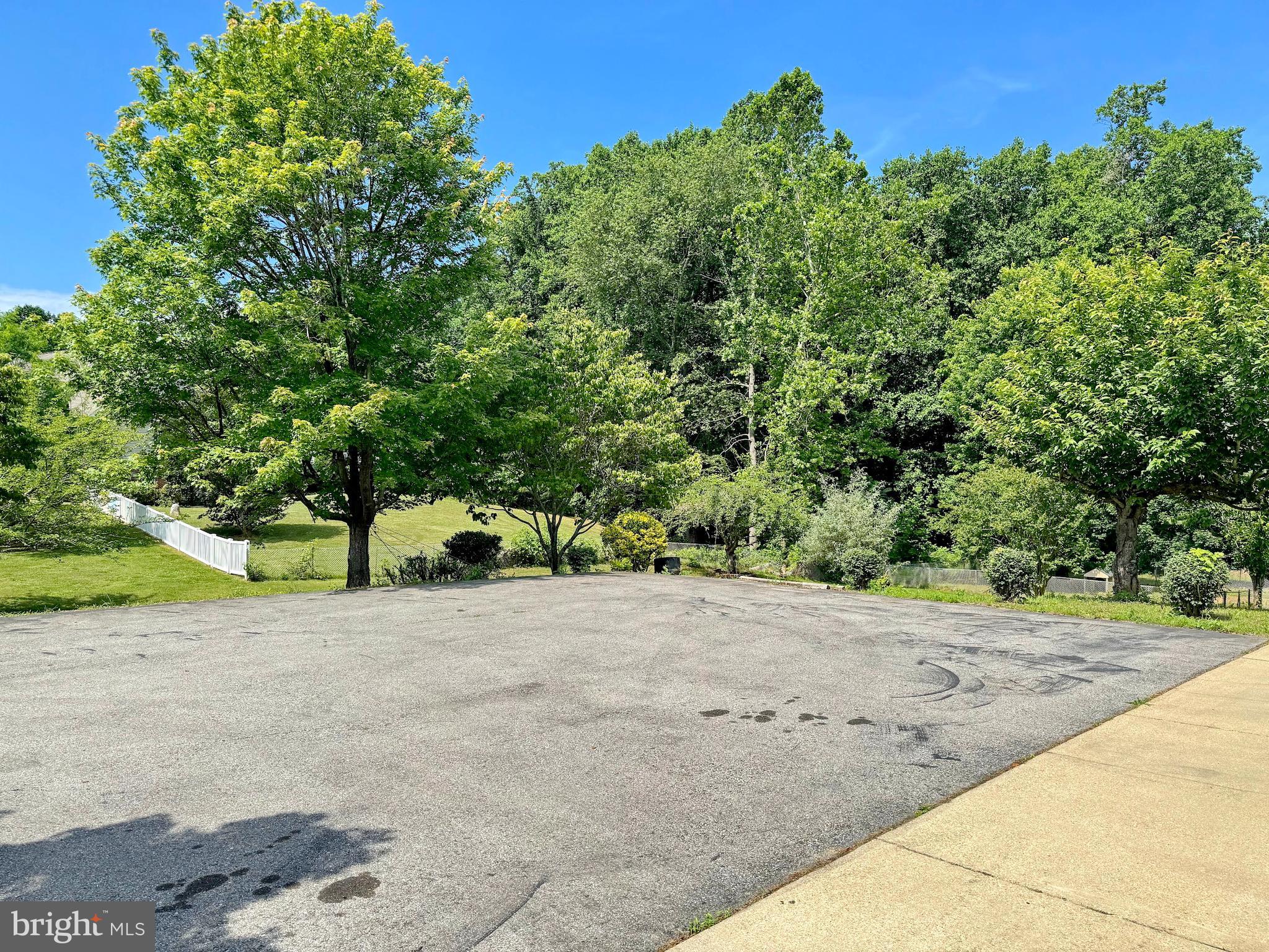 WILLIAMS WHARF PLANTATION - Residential