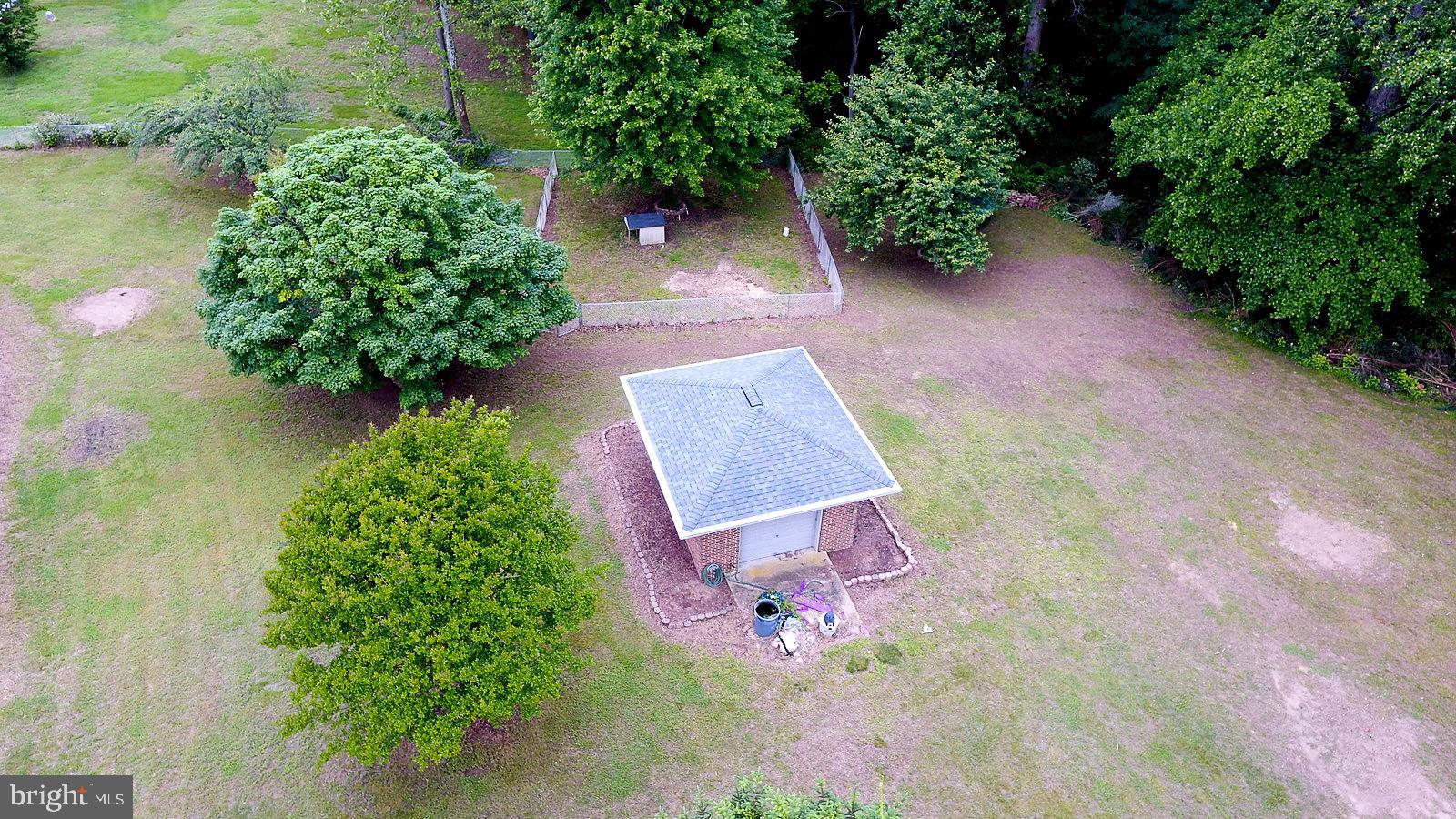 WILLIAMS WHARF PLANTATION - Residential