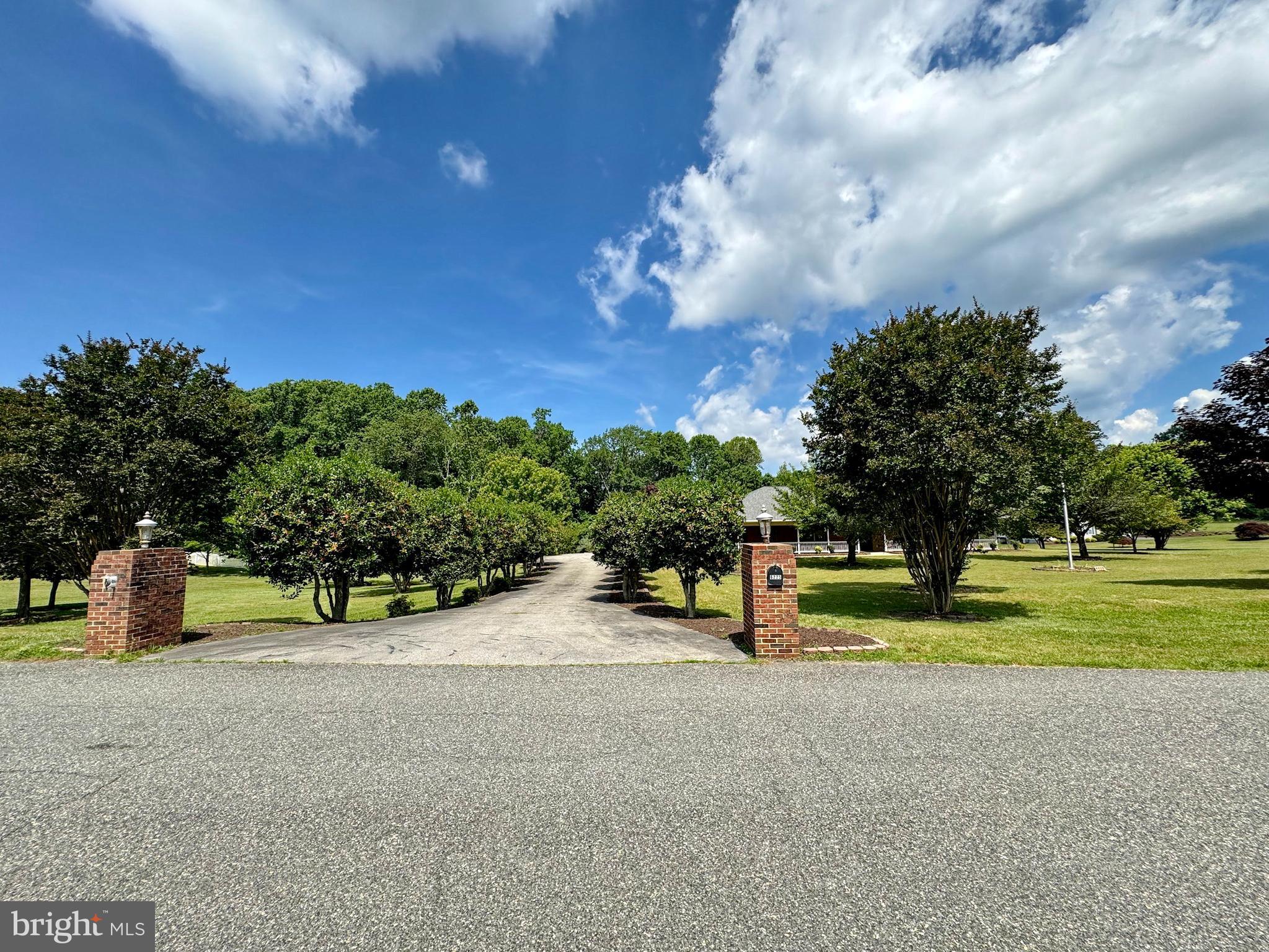 WILLIAMS WHARF PLANTATION - Residential