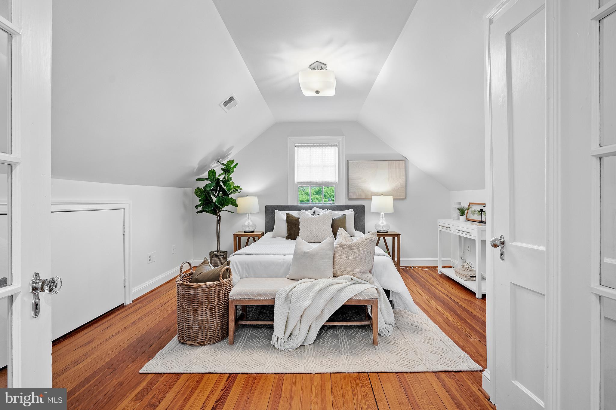 CHEVY CHASE TERRACE - Residential