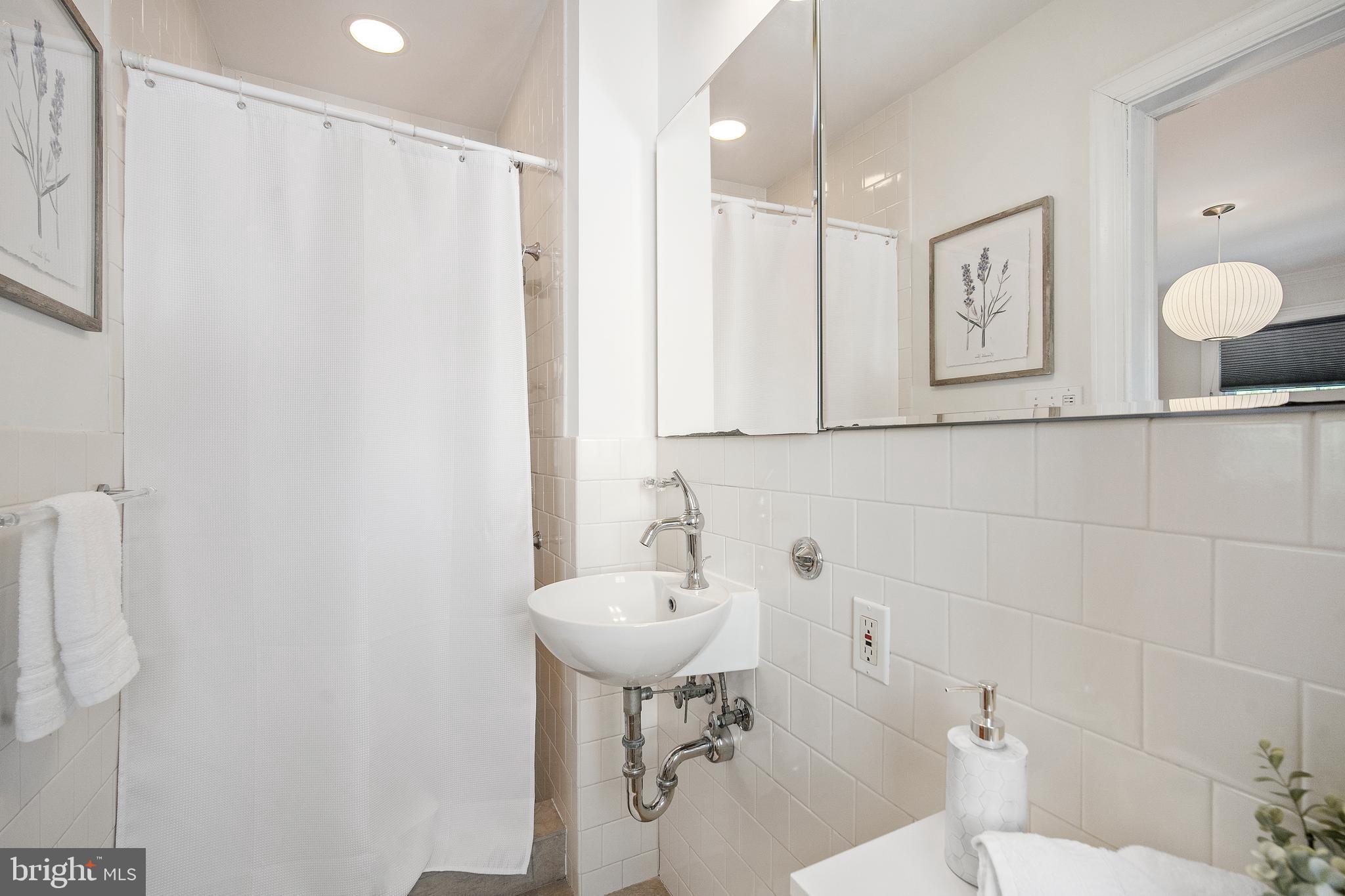 CHEVY CHASE TERRACE - Residential