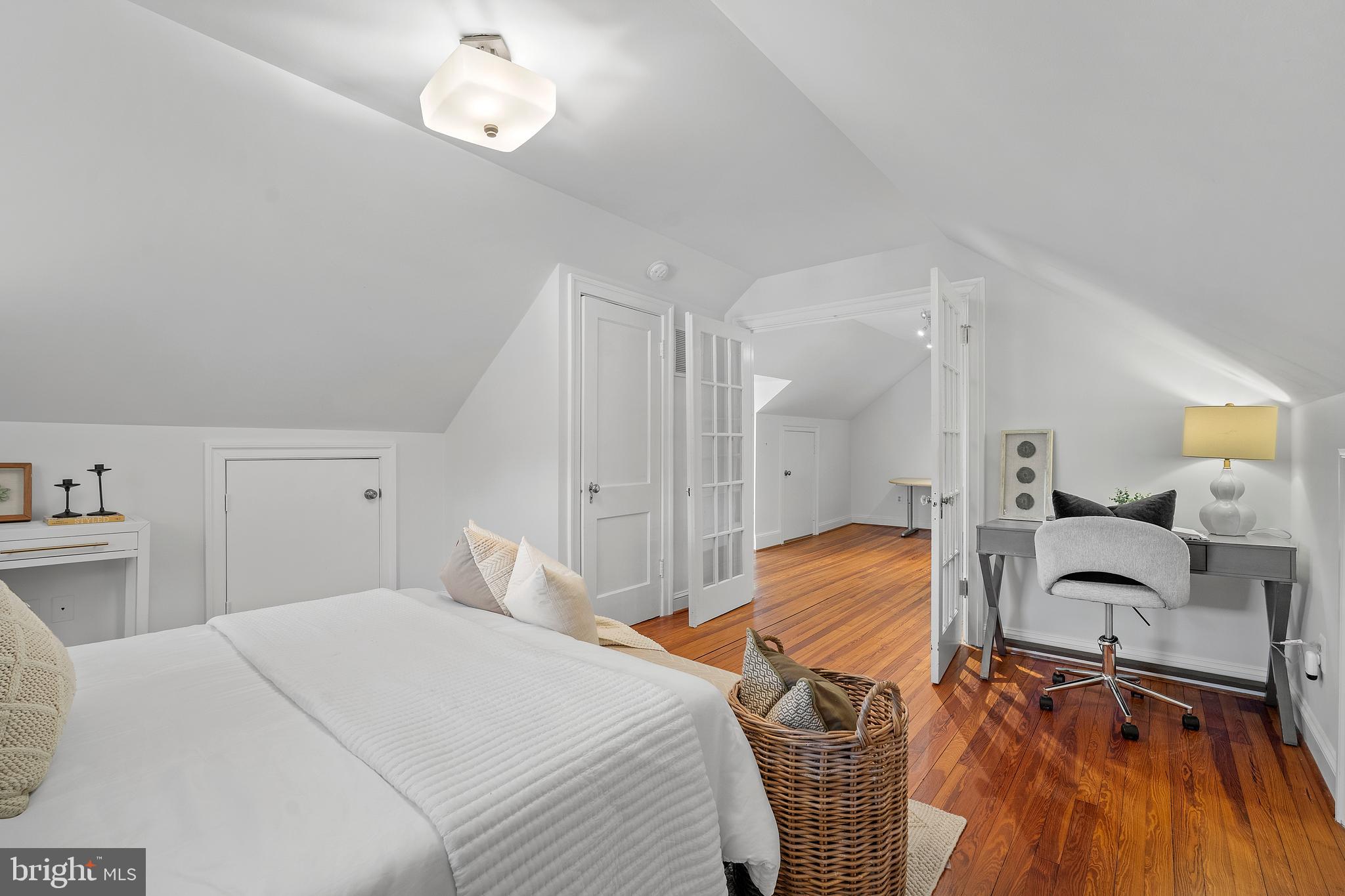 CHEVY CHASE TERRACE - Residential