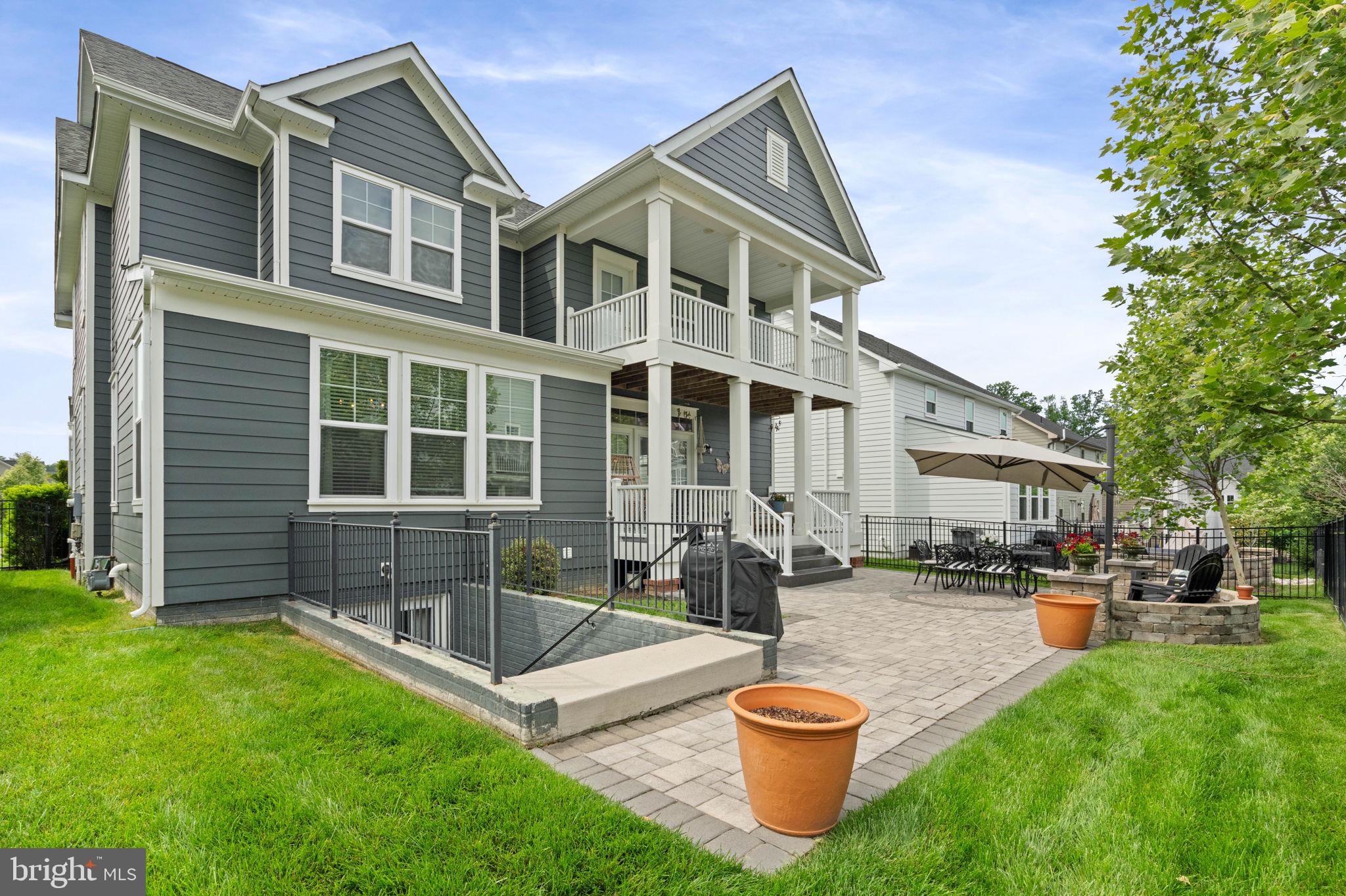 2604 CROSSVINE DRIVE