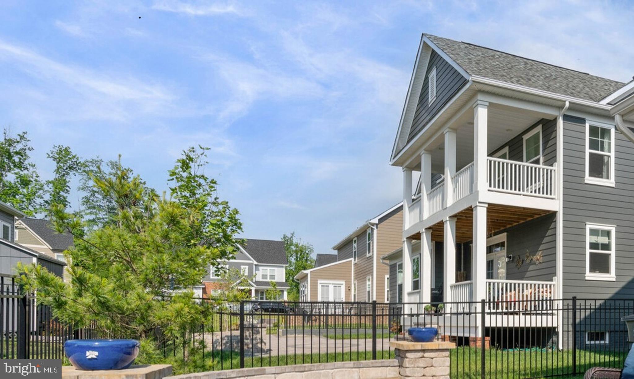 2604 CROSSVINE DRIVE