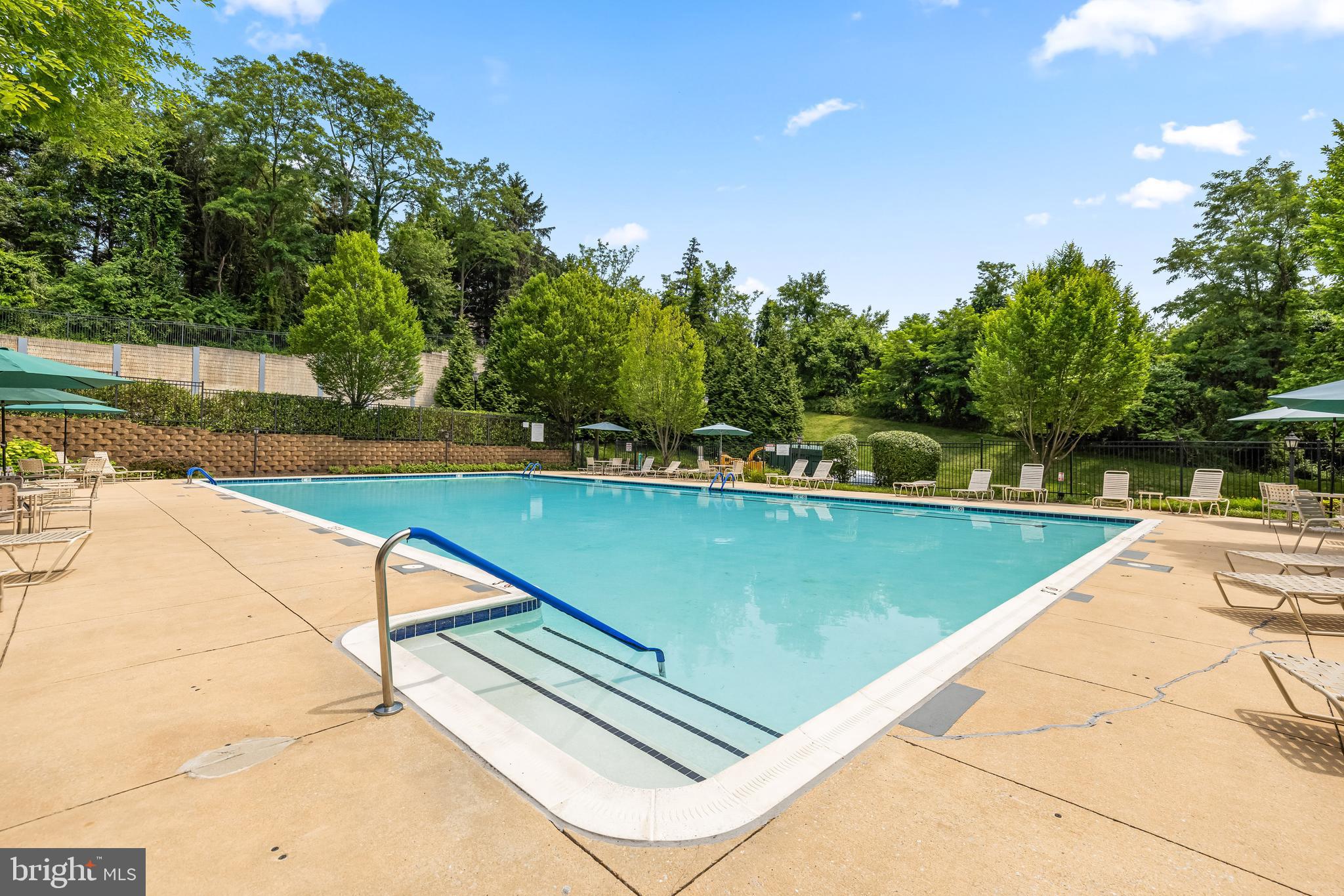 HIGH VIEW AT HUNT VALLEY - Residential