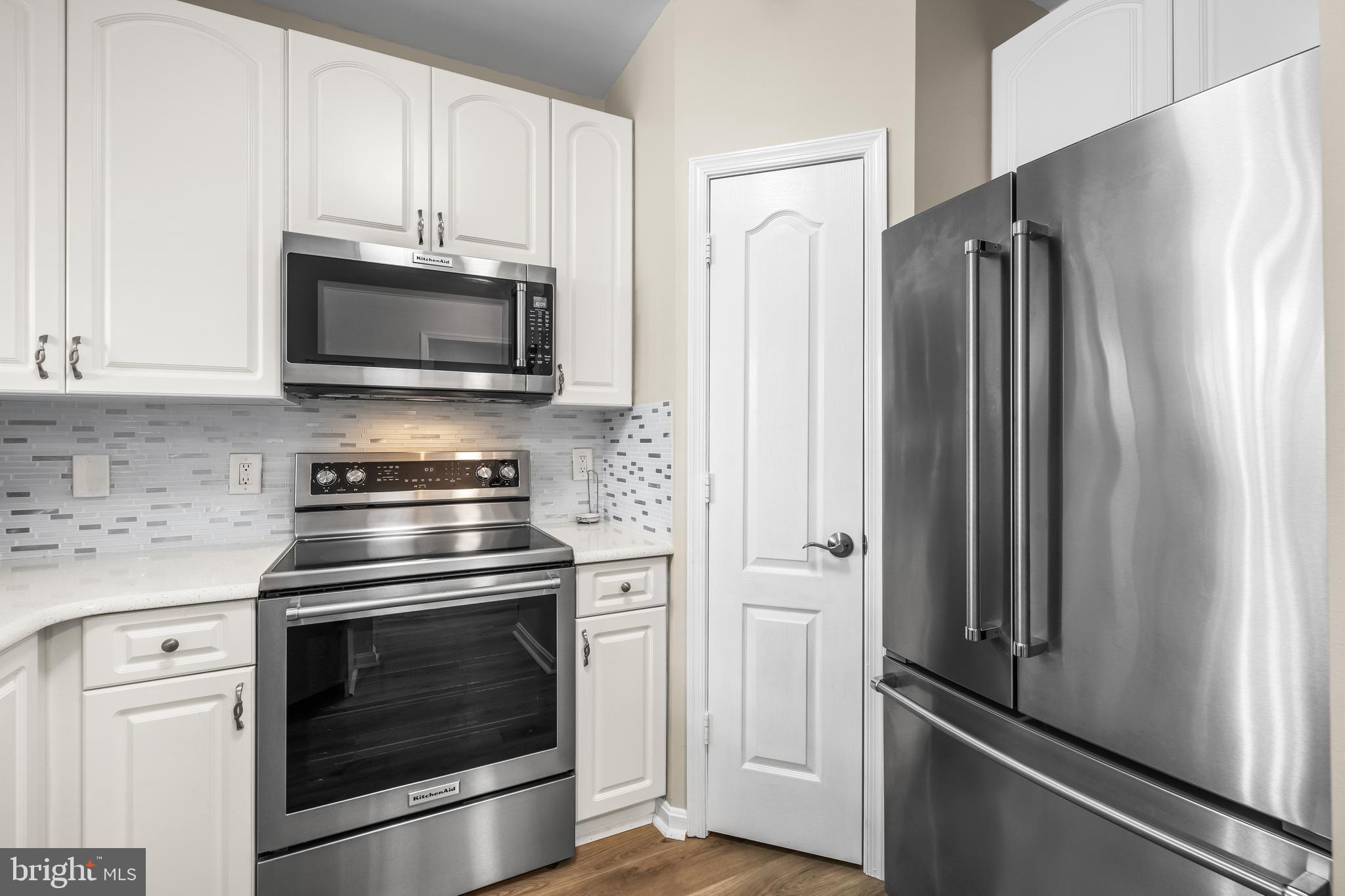 HIGH VIEW AT HUNT VALLEY - Residential