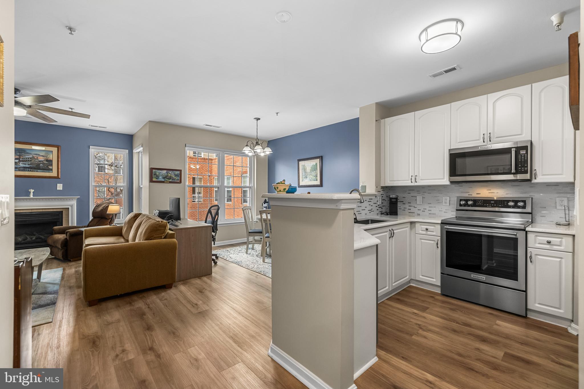 HIGH VIEW AT HUNT VALLEY - Residential