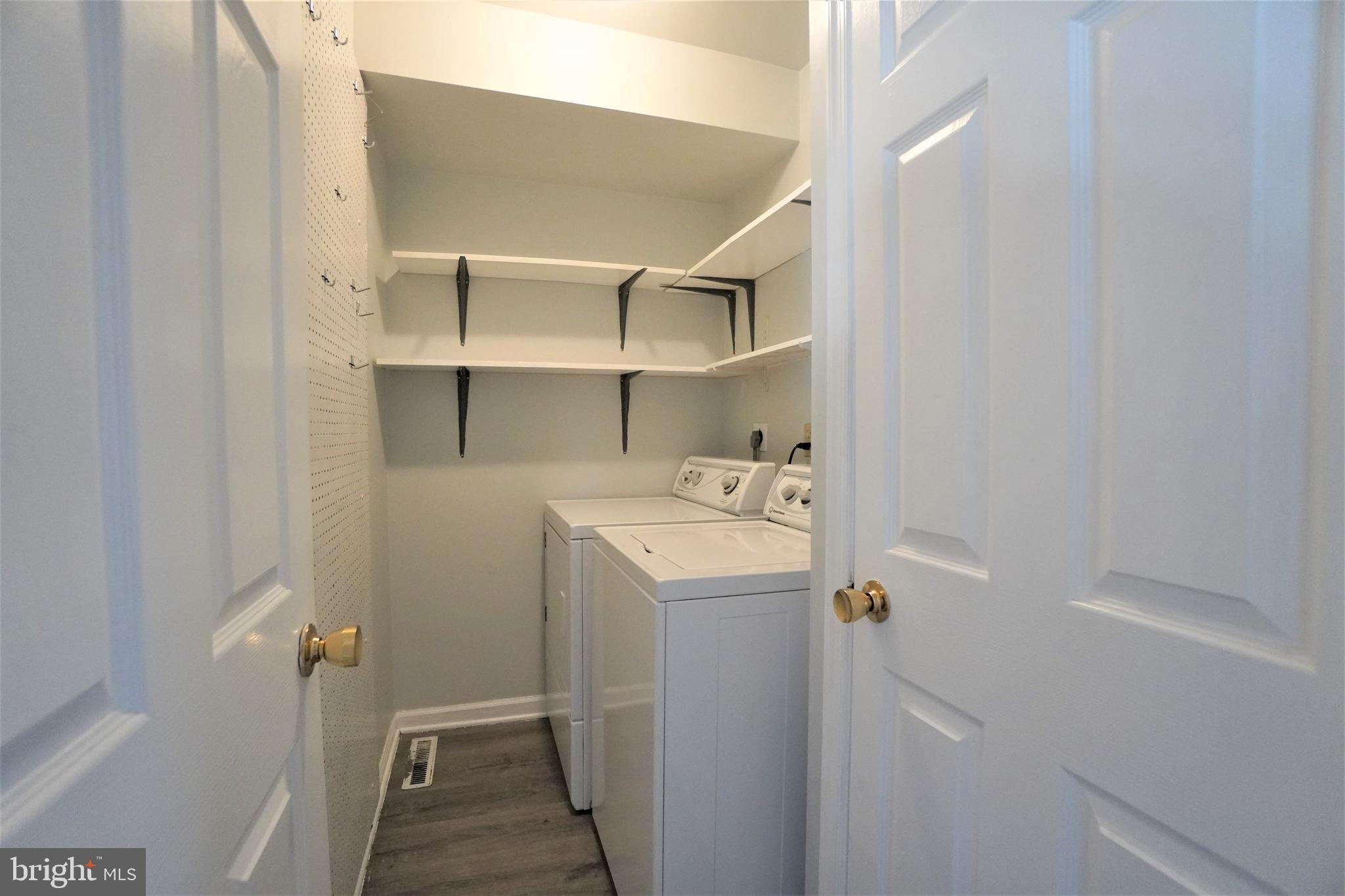 THE HIGHLANDS - Residential Lease